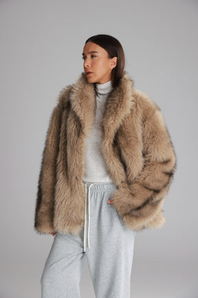 מעיל סופי בז'