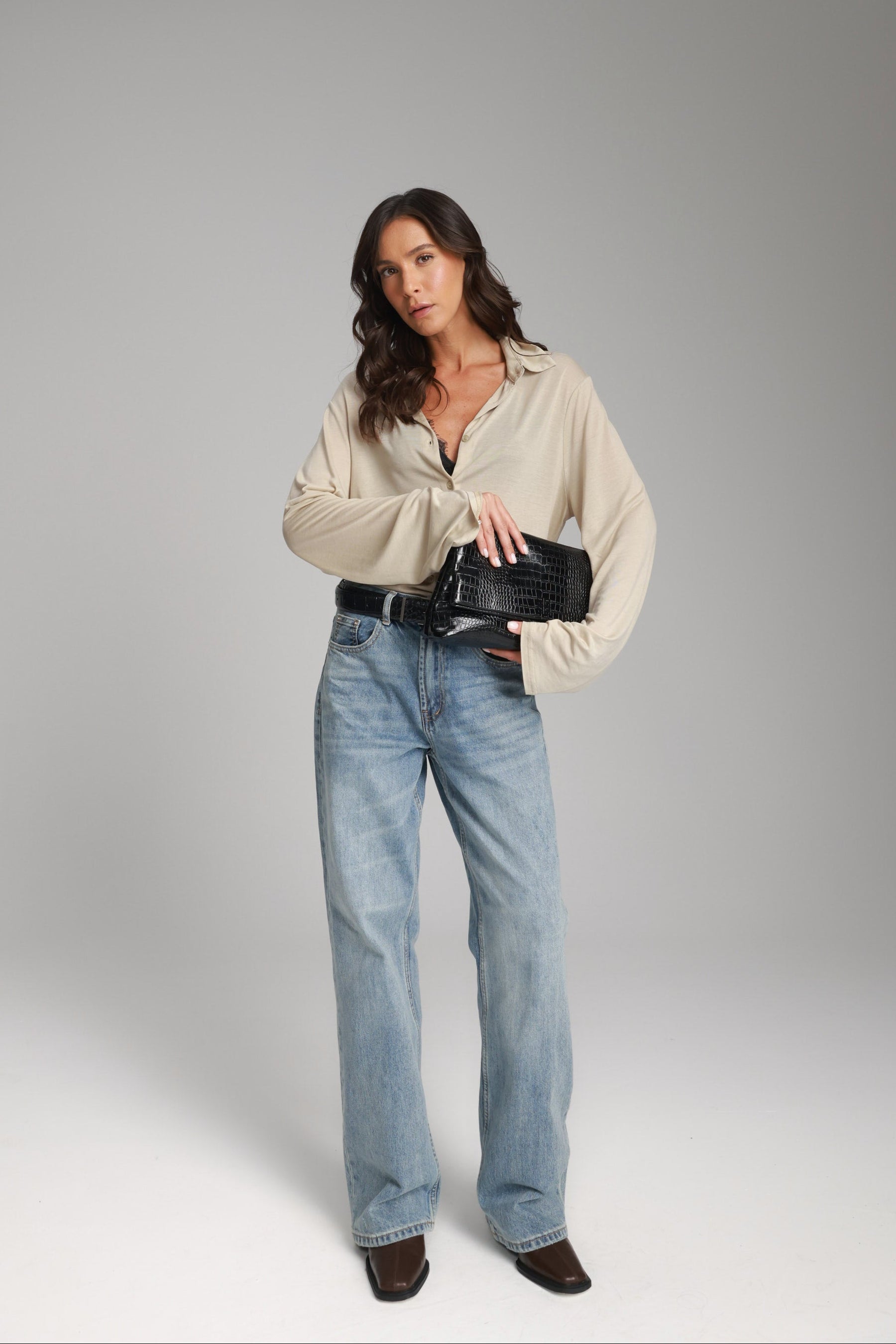 חולצת ליבי מכופתרת בז'