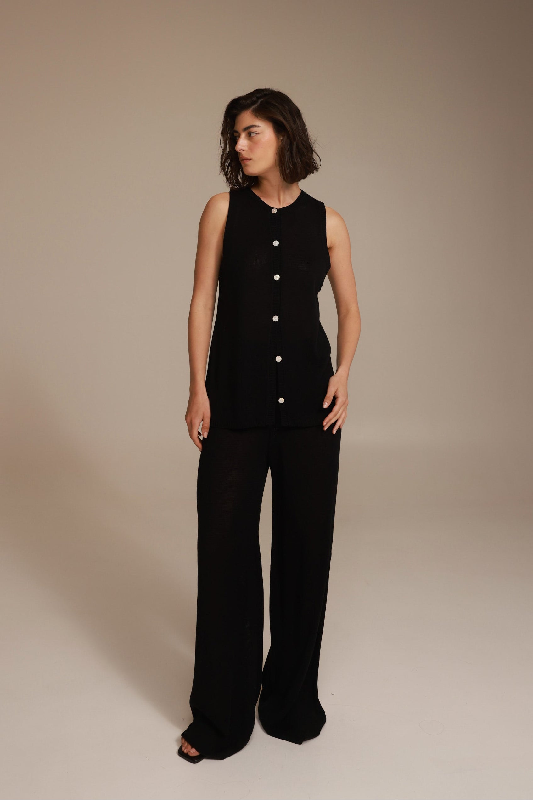 חליפת מילאנו שחורה