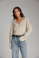 חולצת ליבי מכופתרת בז'