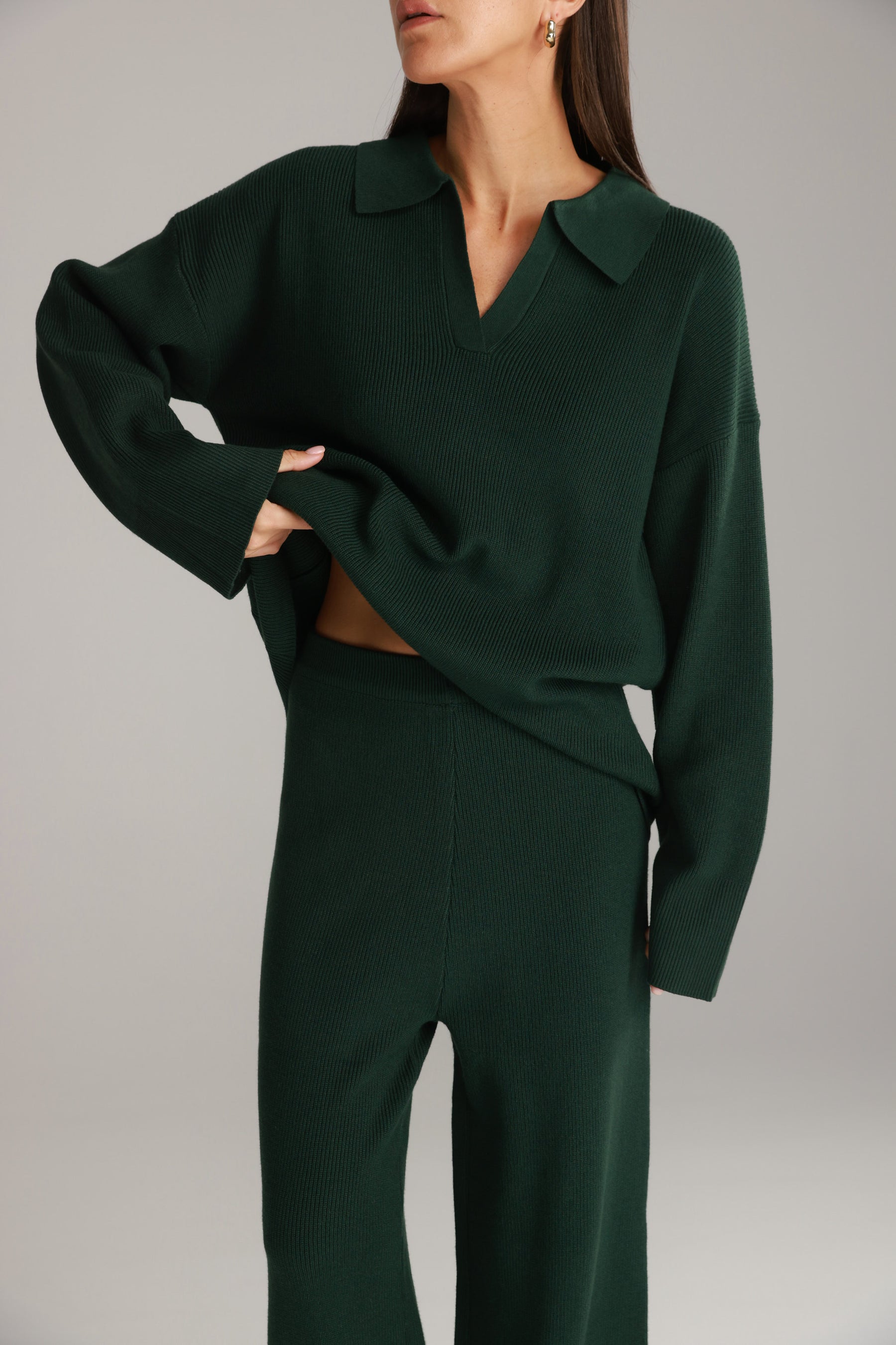 חליפת טוקיו ירוקה