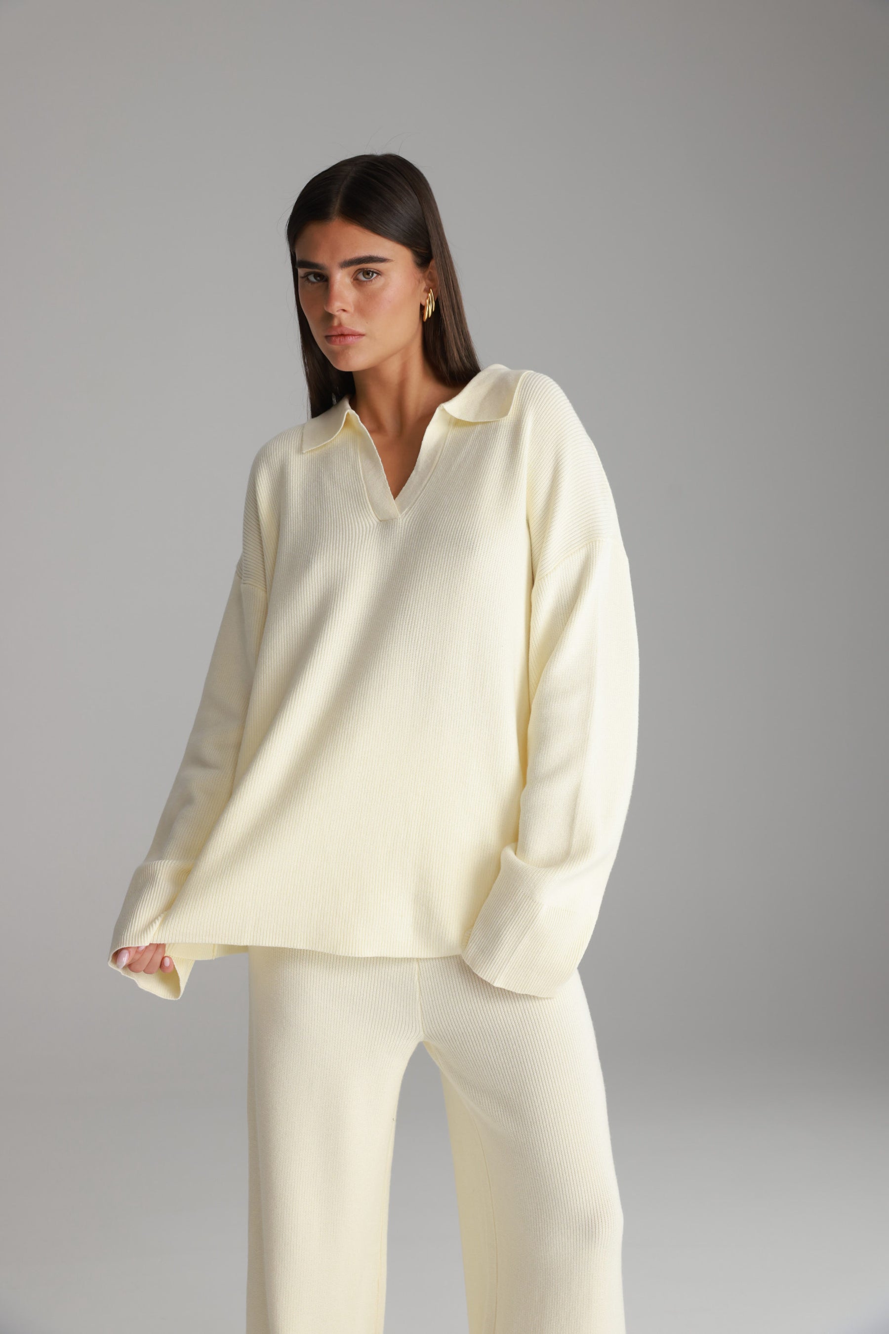 חליפת טוקיו שמנת