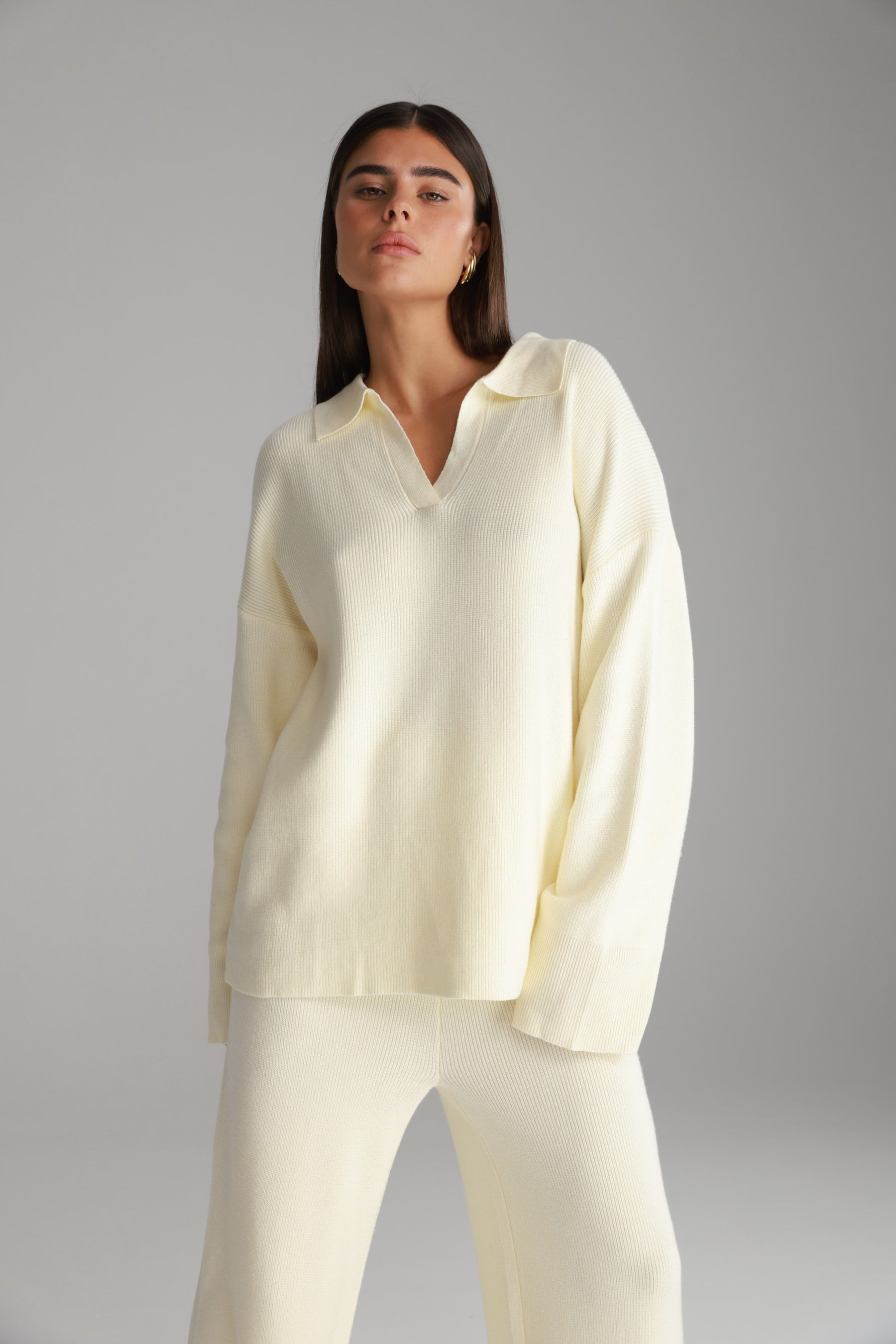 חליפת טוקיו שמנת