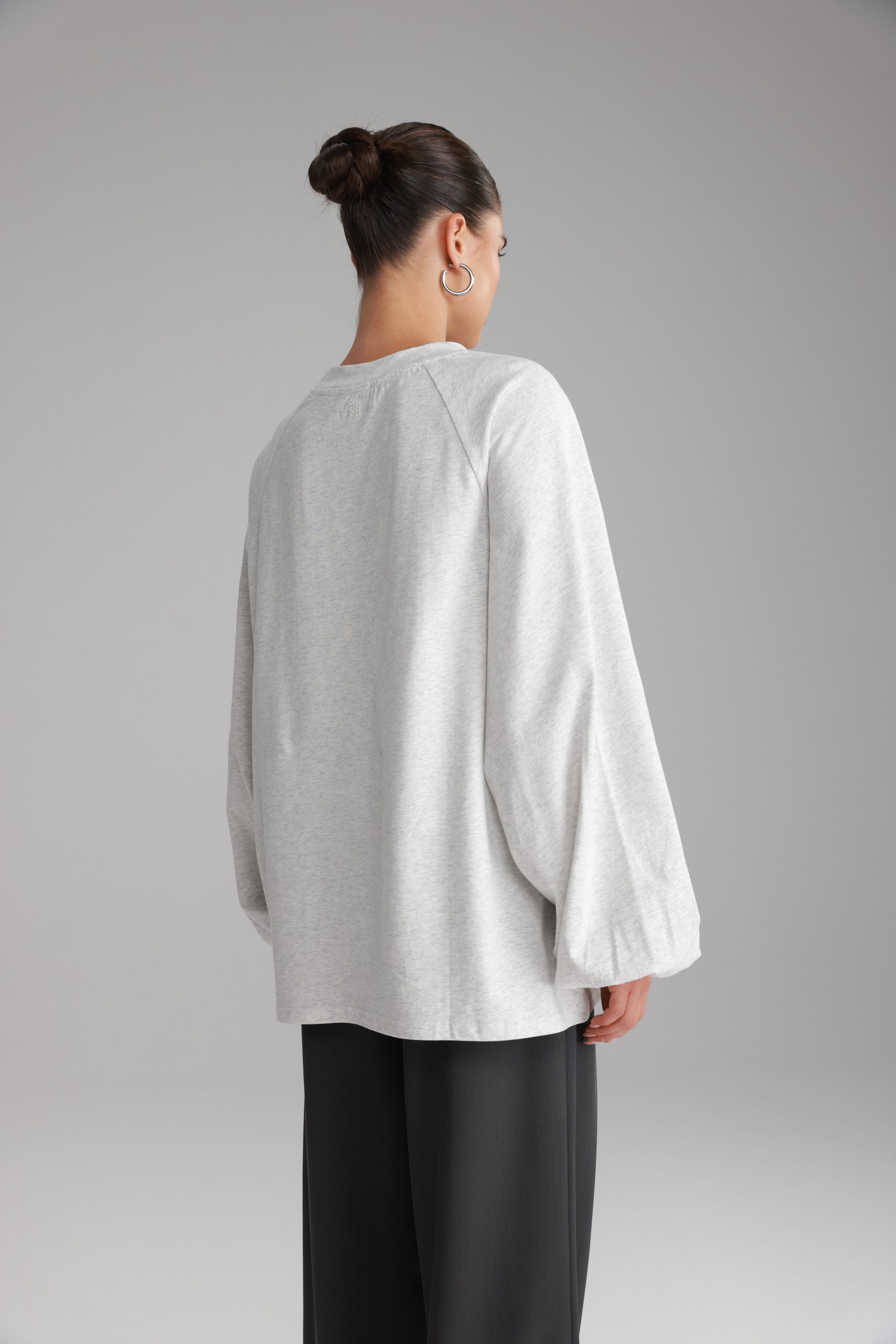 חולצת קיארה אפור בהיר