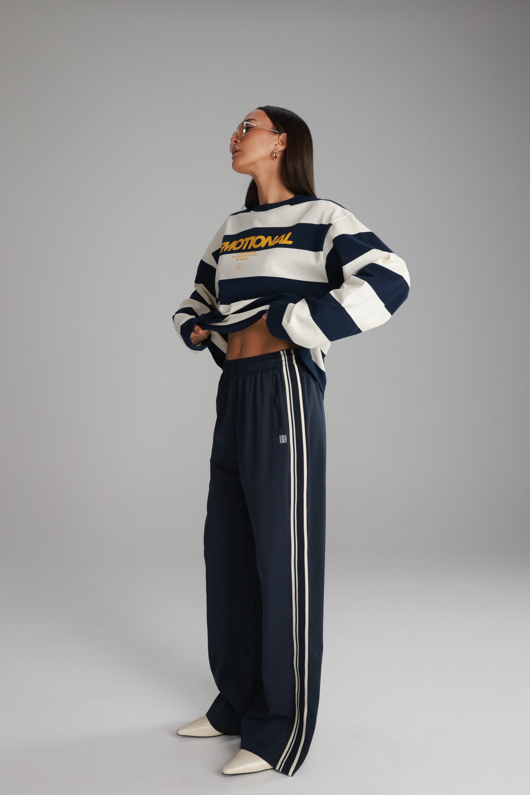 מכנסי גבריאל נייבי