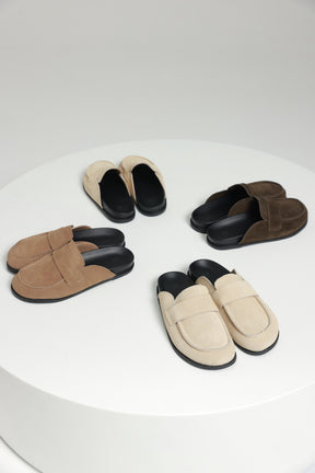 כפכפי ניקה בז'