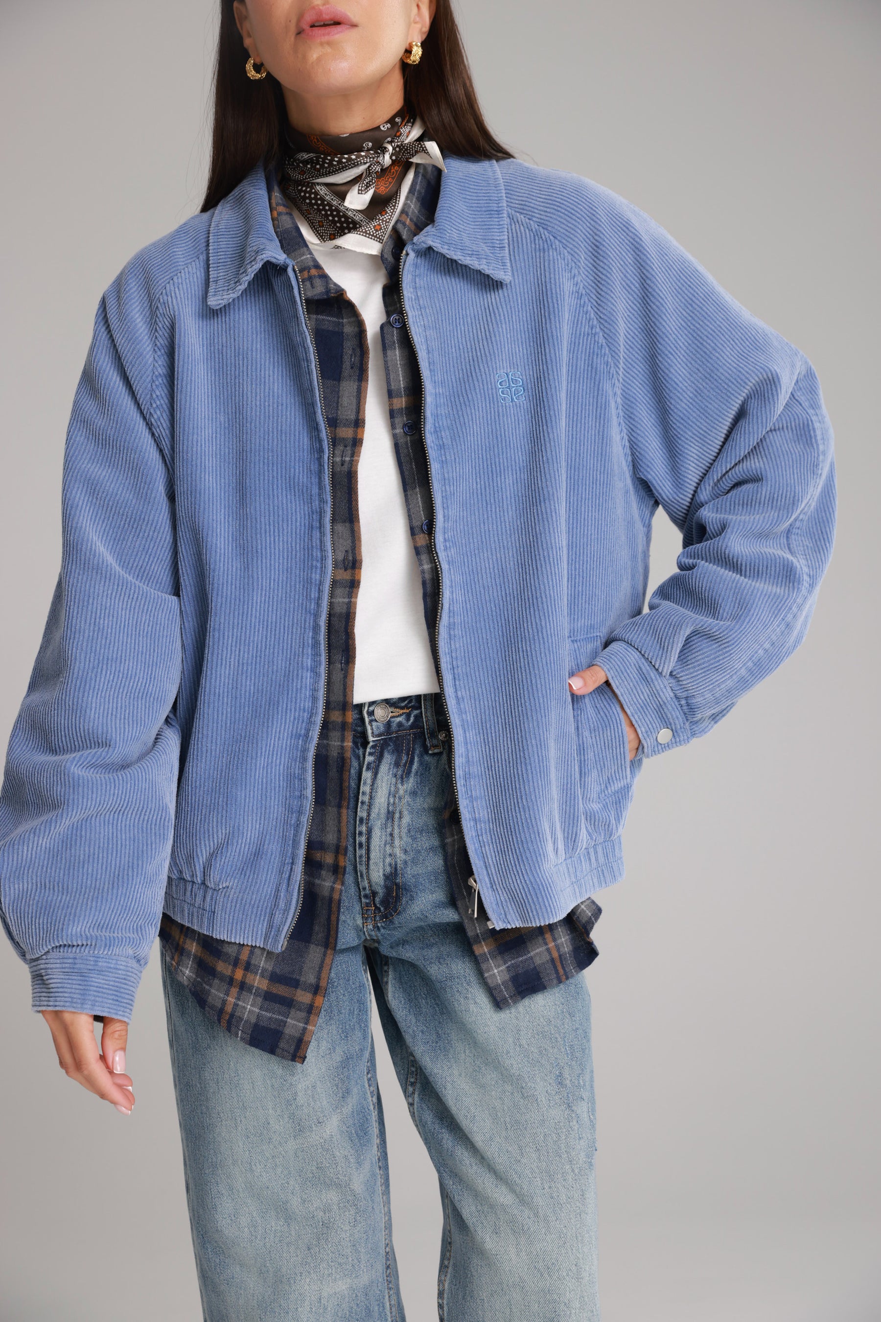 ג'קט טומי כחול בהיר