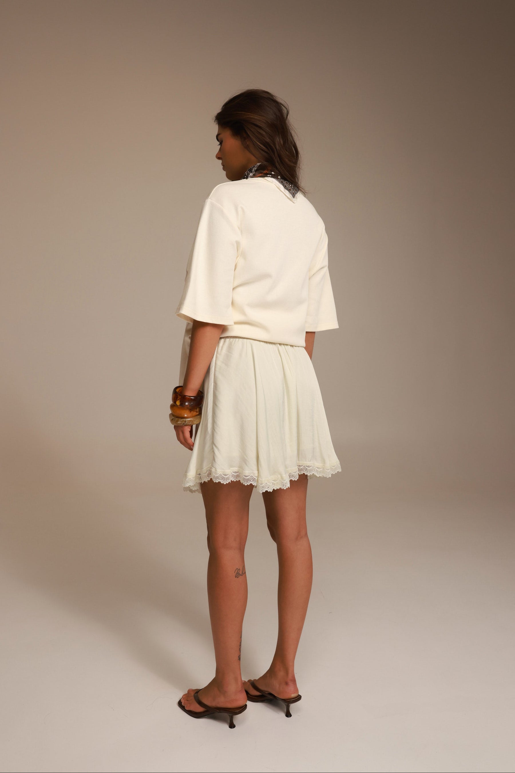 חצאית קיאטו שמנת