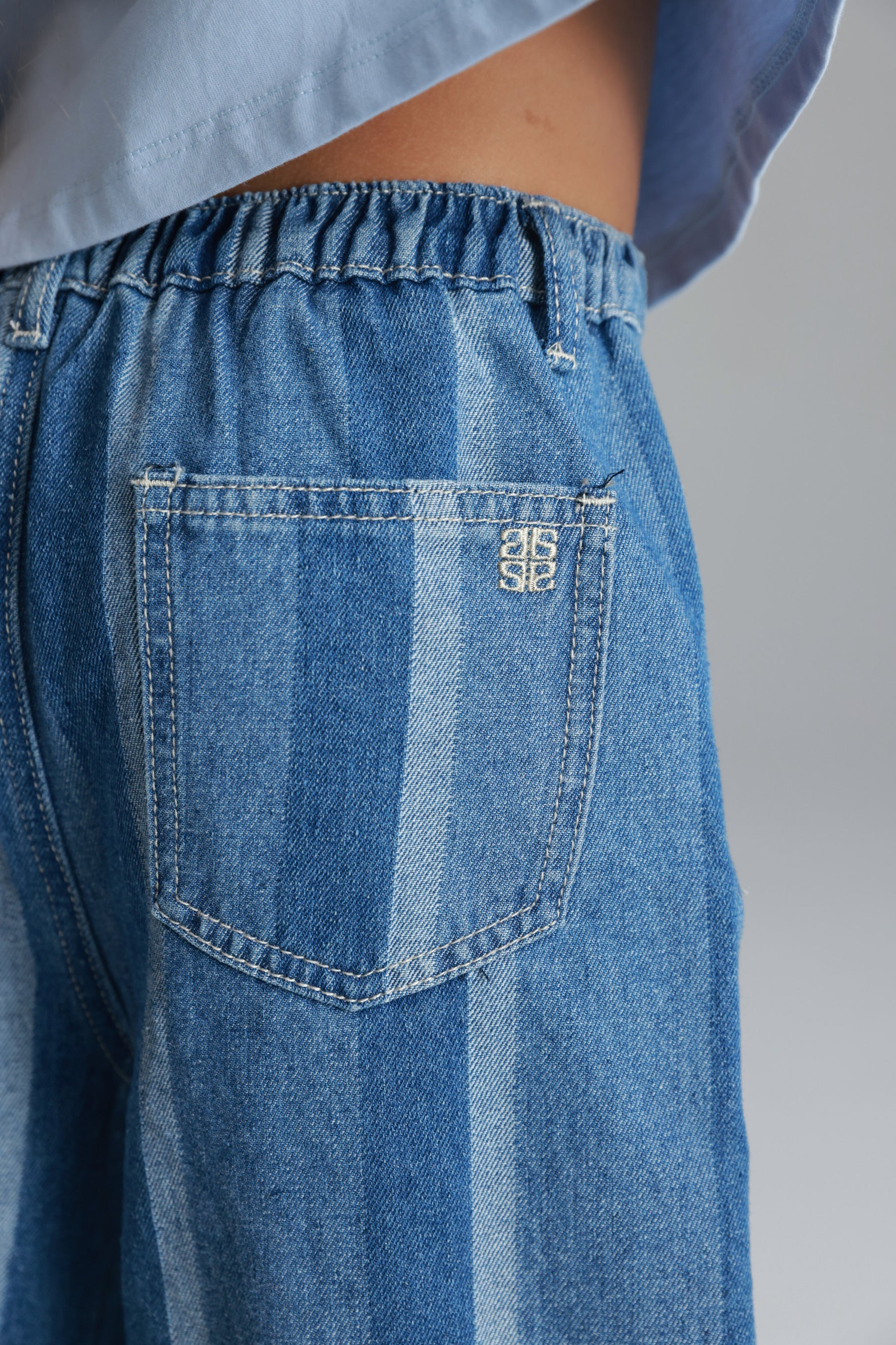 ג'ינס אוליבר פסים