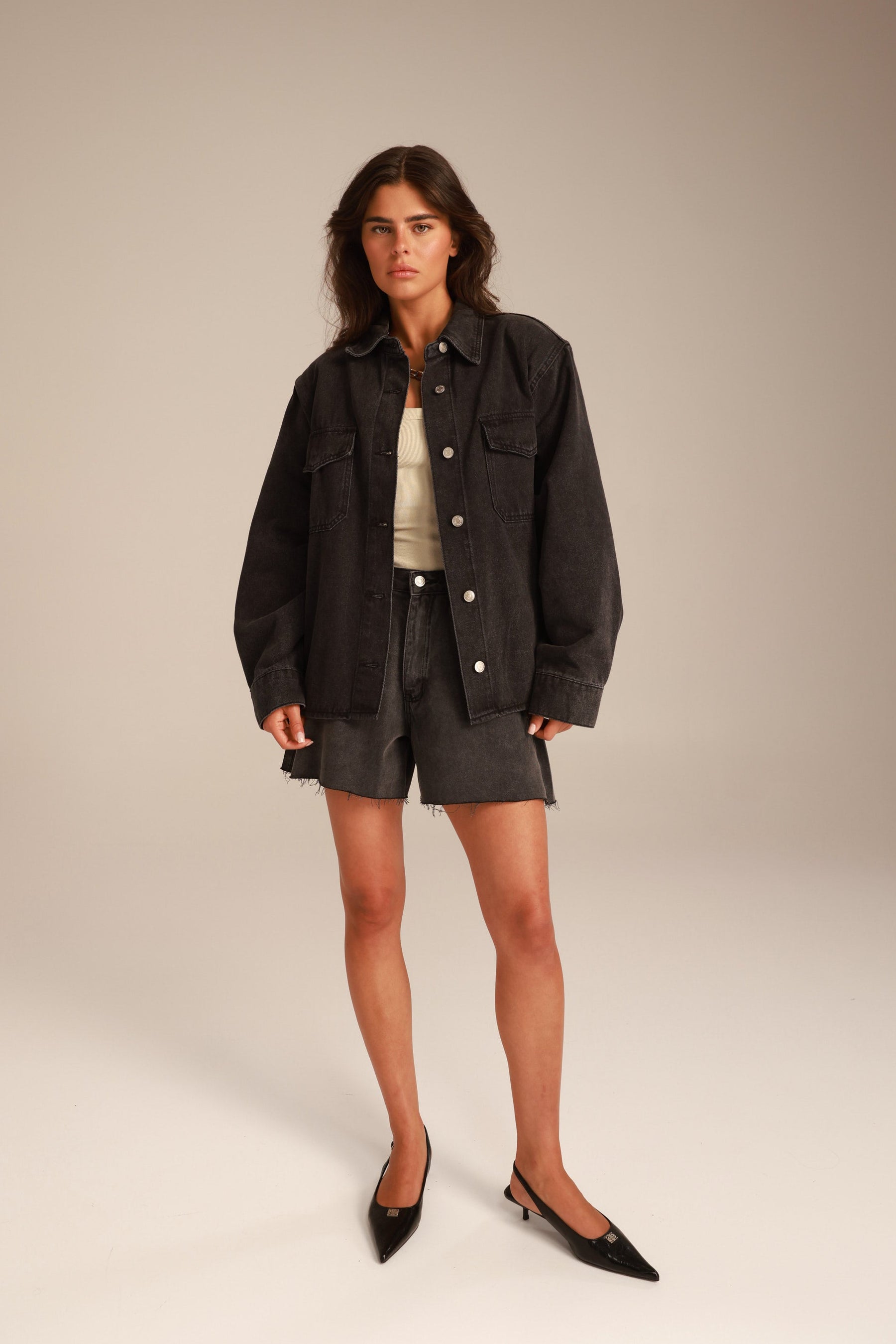 חולצת ג'ינס היילי שחורה