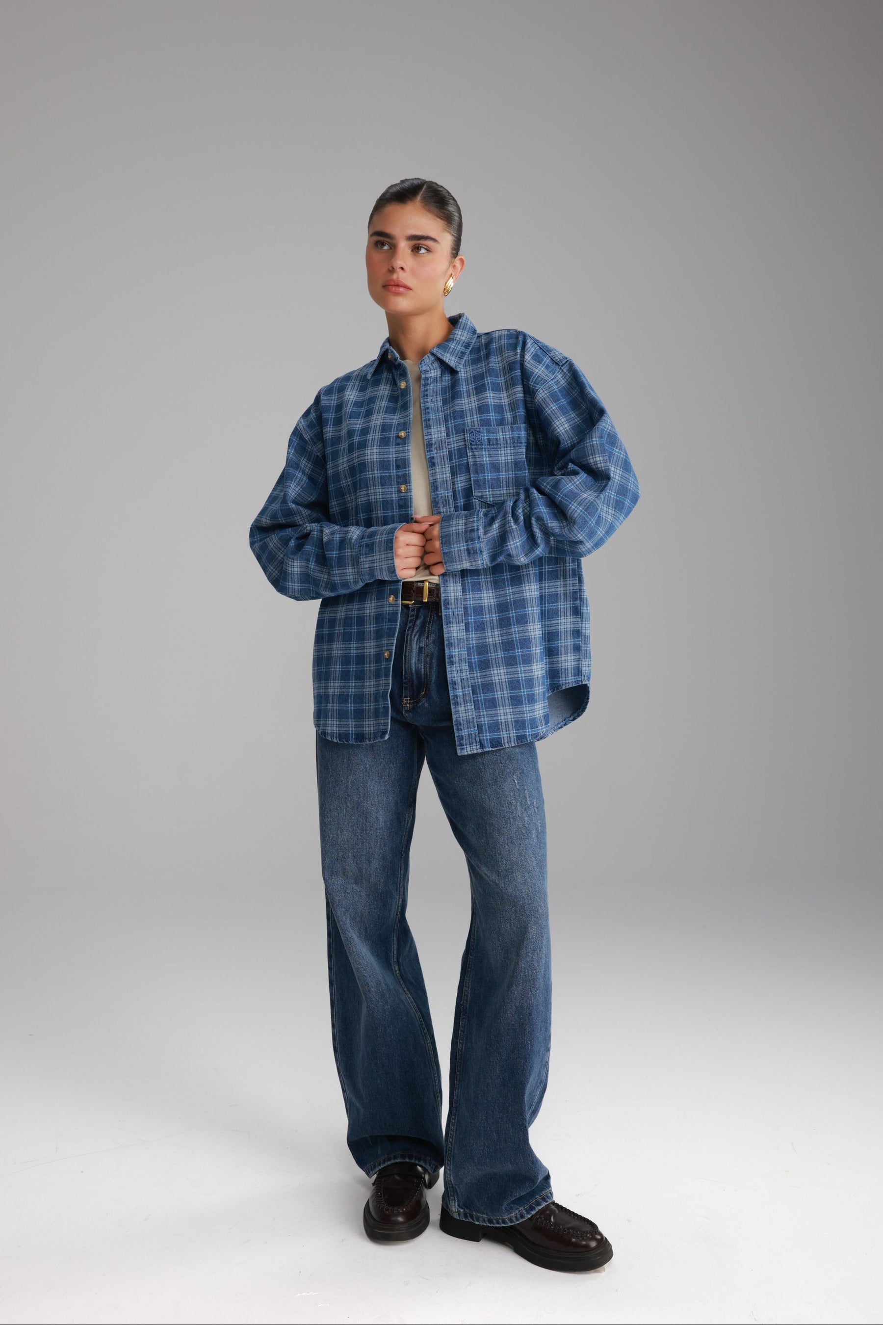 חולצת ג'וי מכופתרת ג'ינס כחול כהה