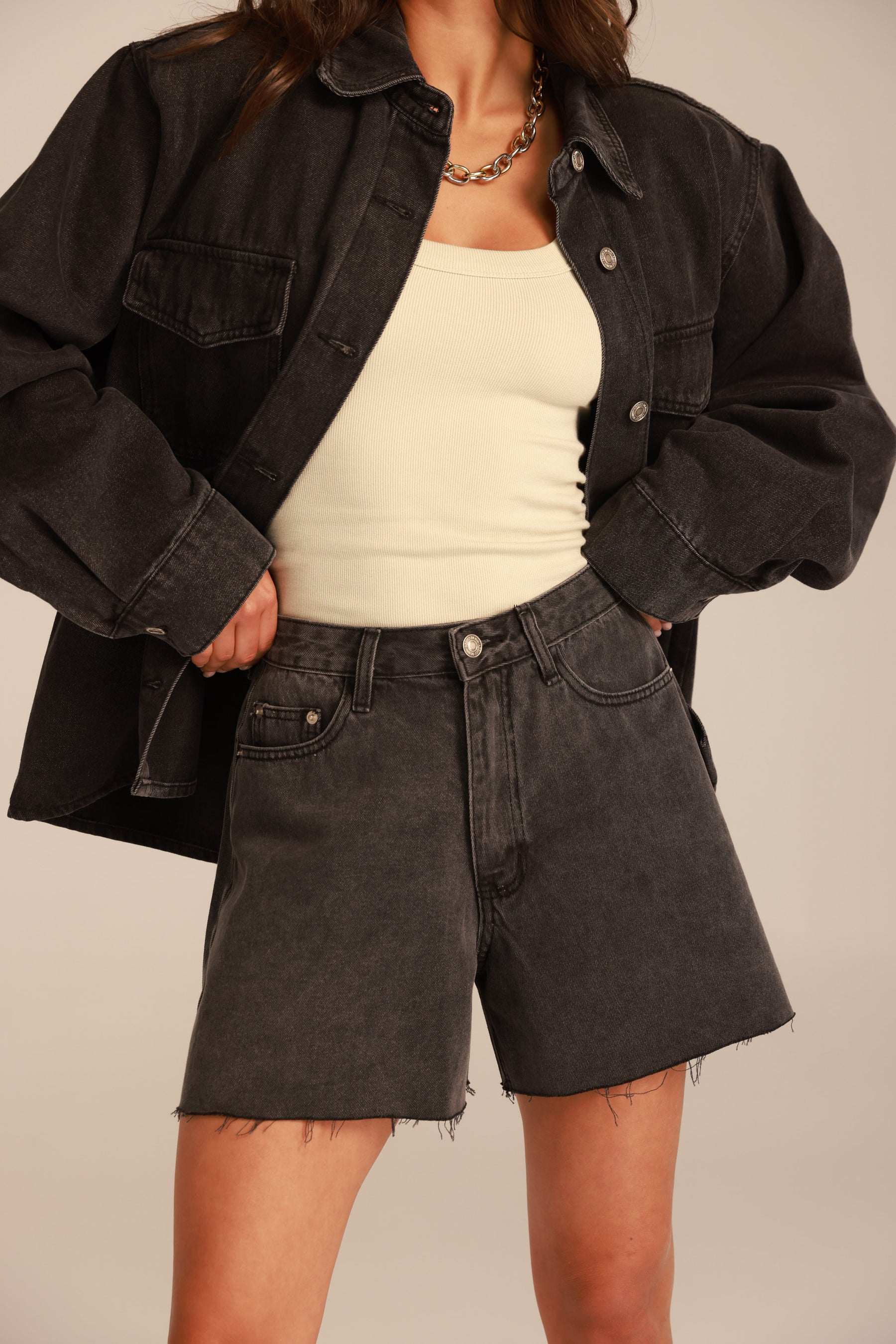 ג'ינס קצר לאונרדו שחור