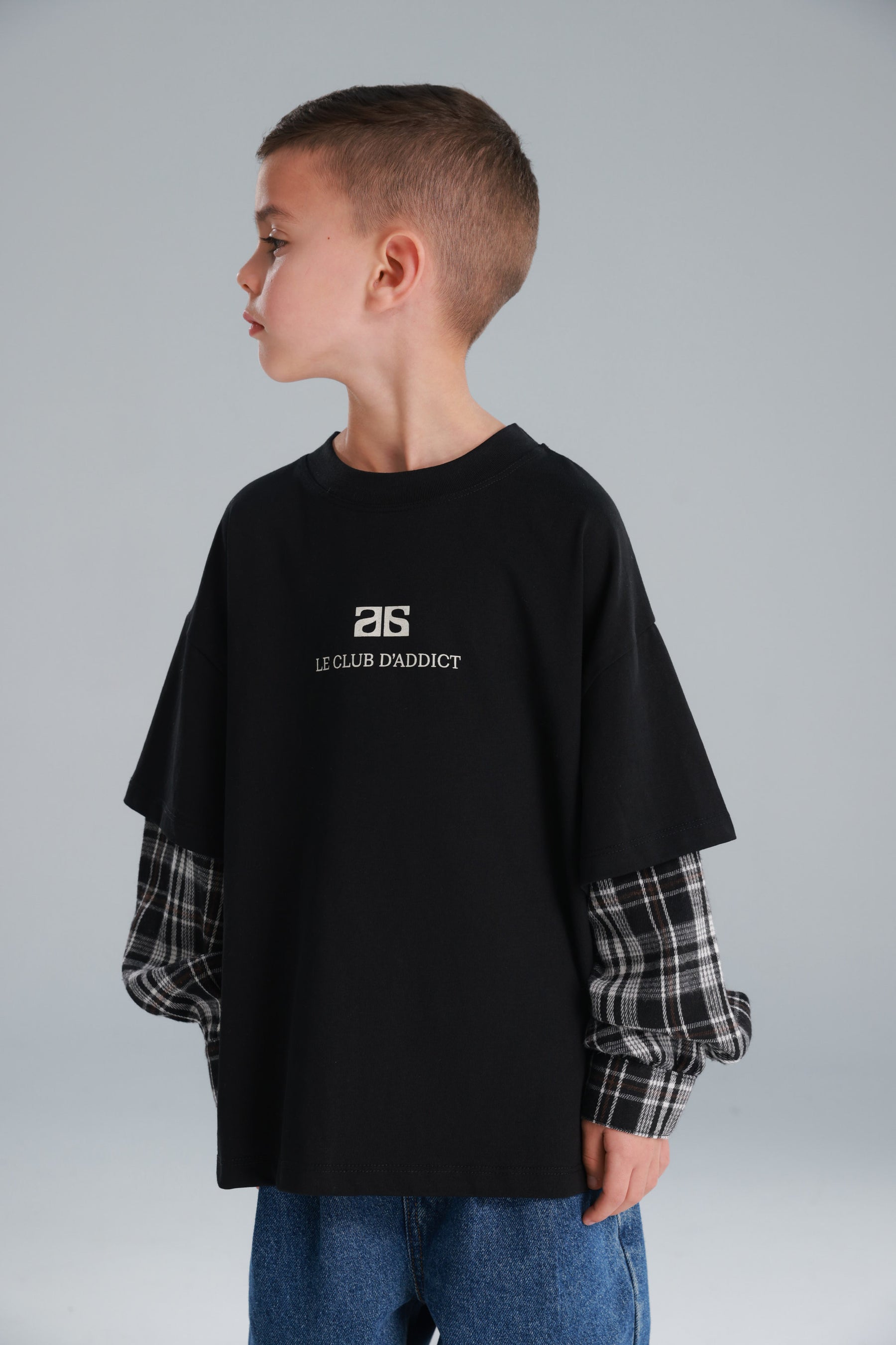 חולצת מדלן שחורה