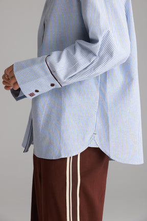 חולצת בלנקה מכופתרת כחולה