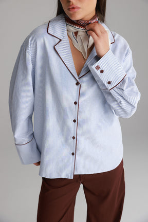 חולצת בלנקה מכופתרת כחולה