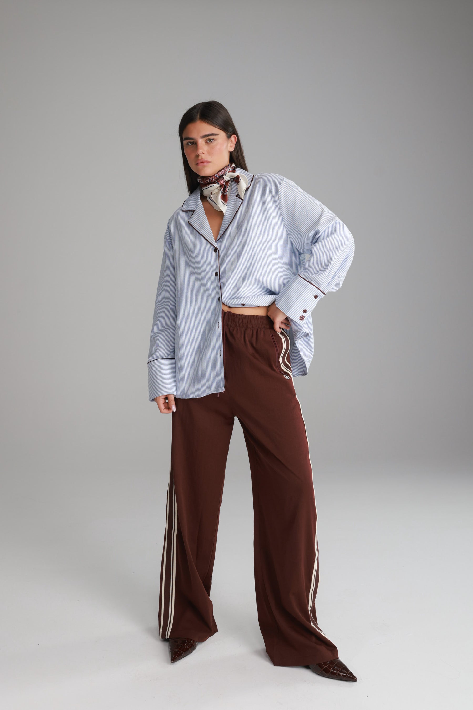 מכנסי גבריאל בורדו