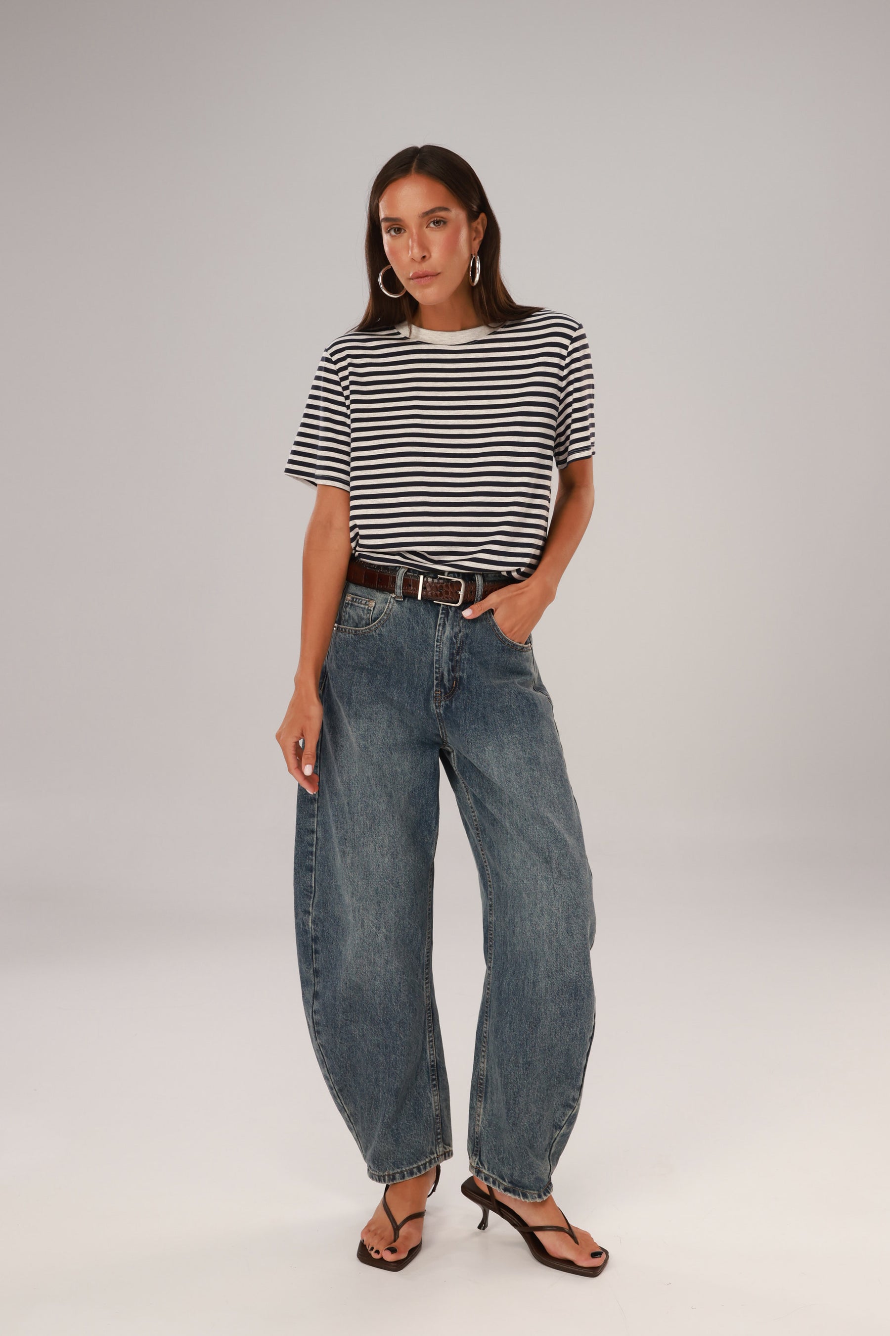 חולצת אסטלה פסים נייבי/אפור בהיר