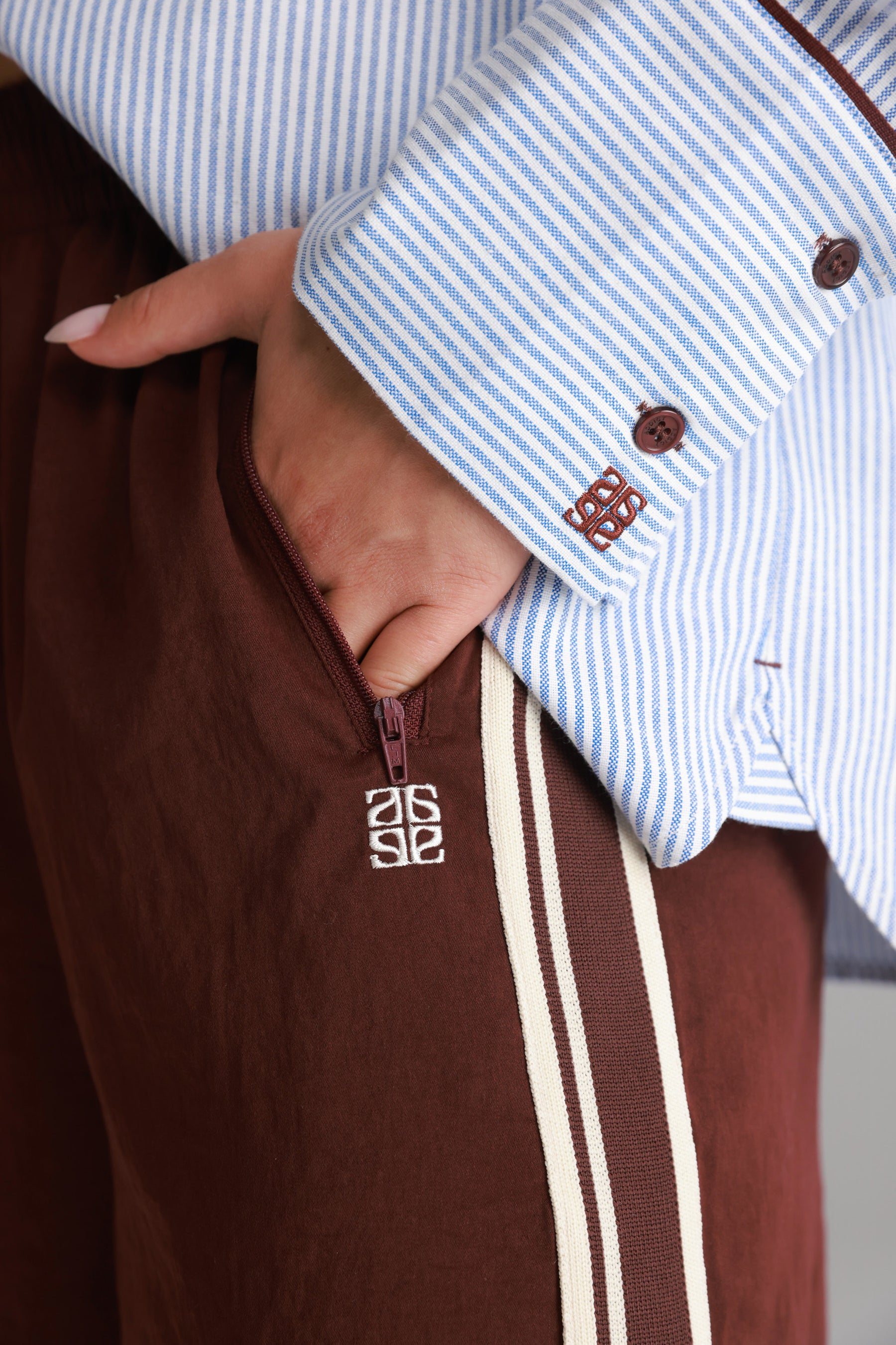 מכנסי גבריאל בורדו