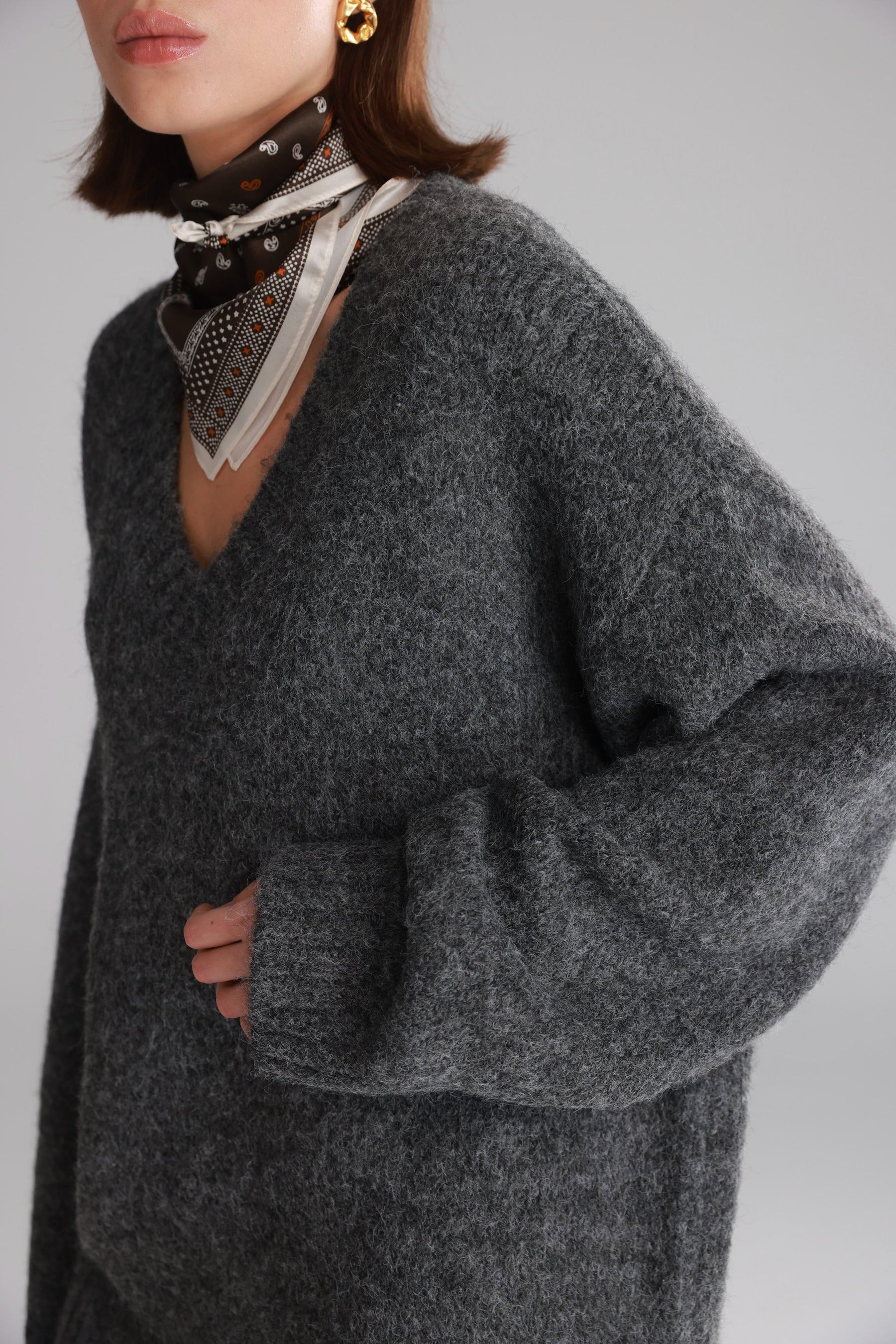 סוודר סאלי אפור כהה