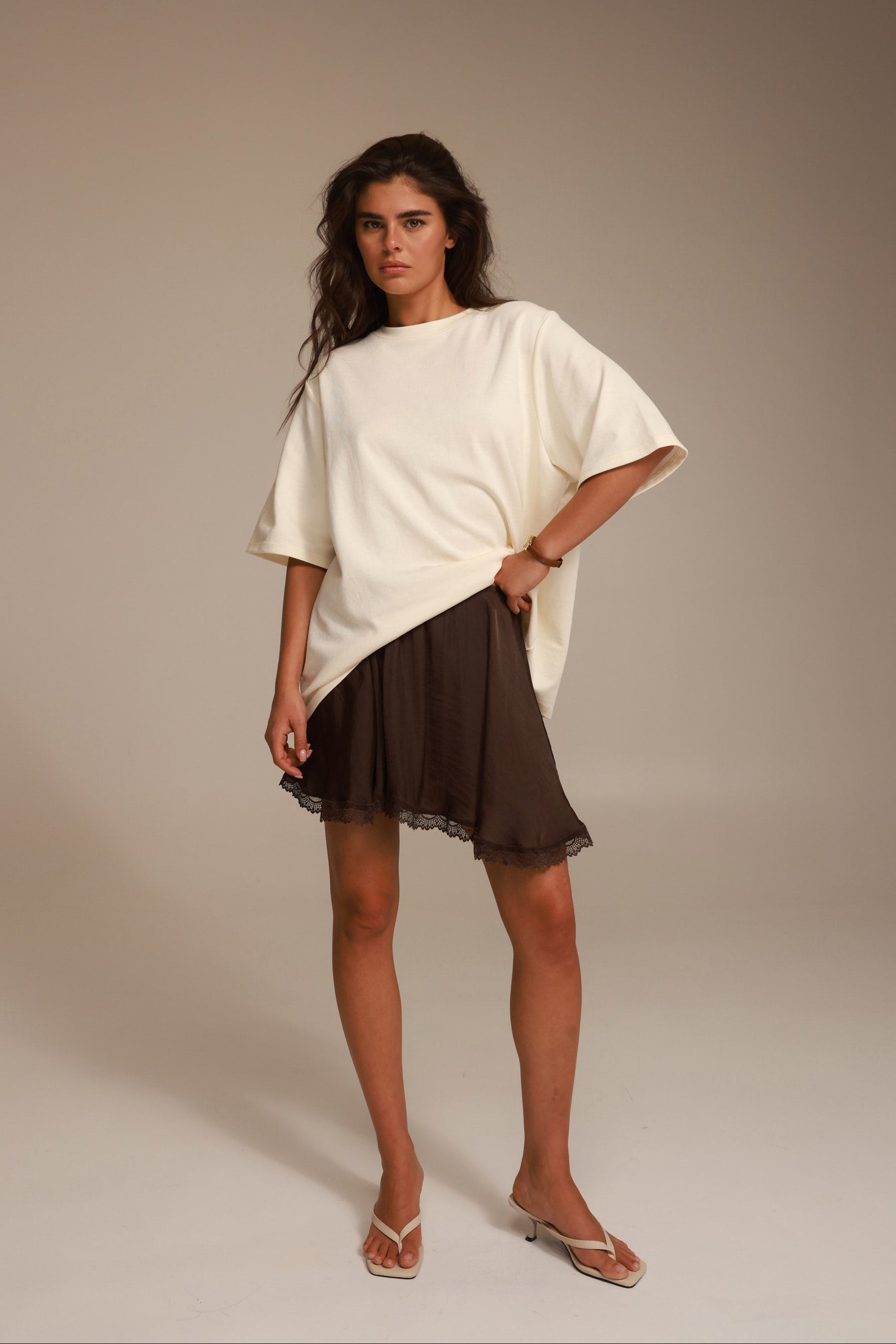 חצאית קיאטו חום כהה