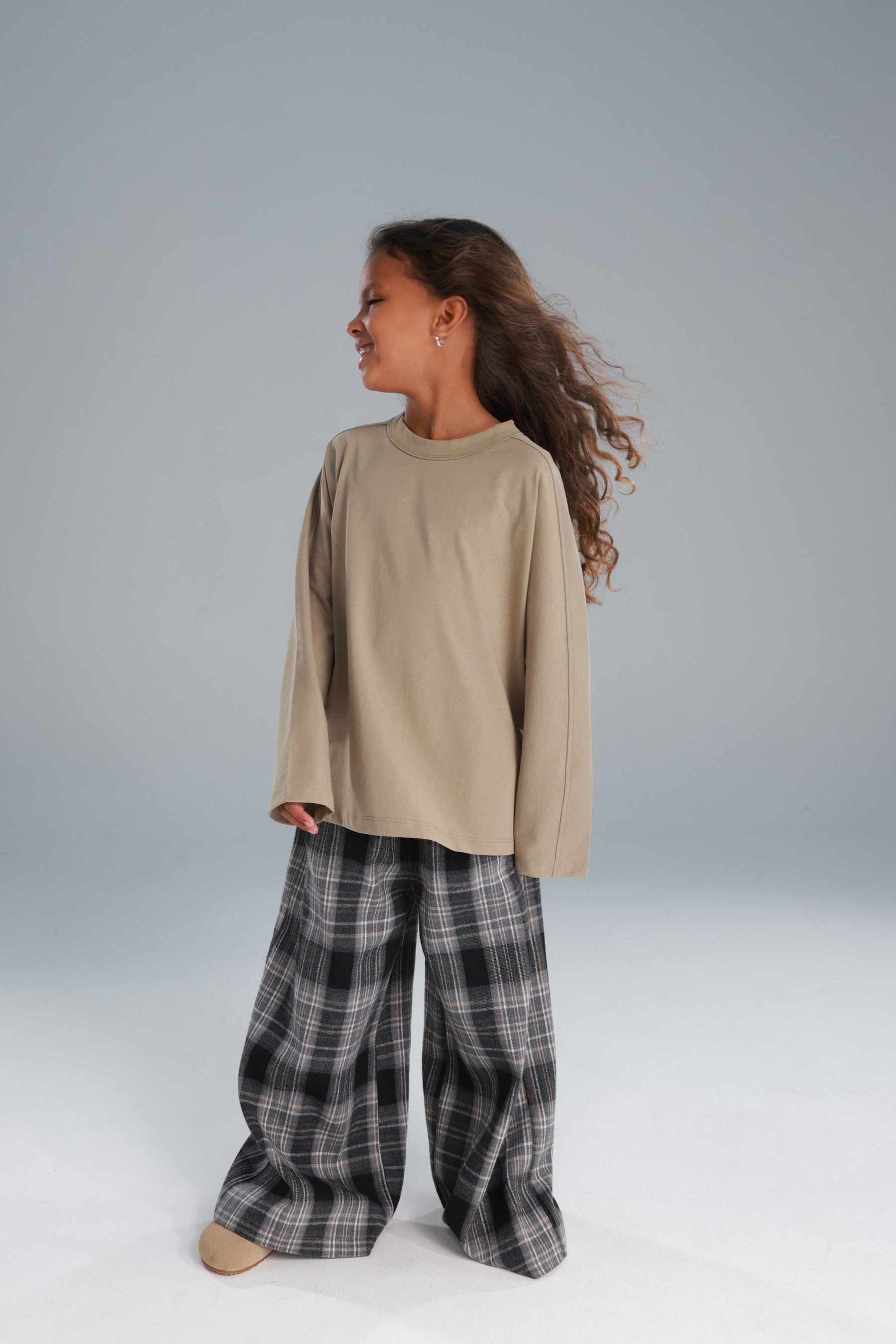 חולצת קרינה חאקי