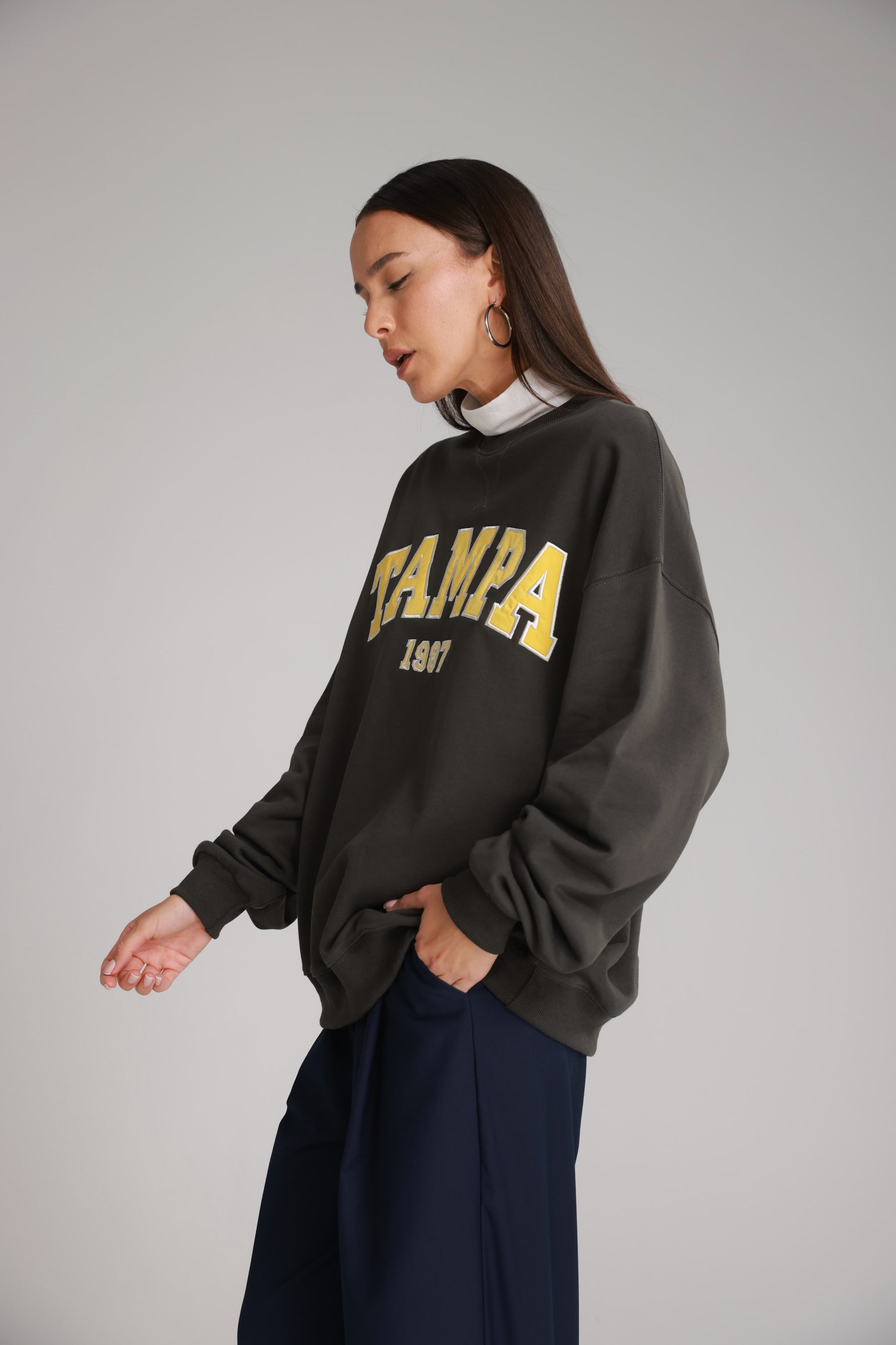 סוויטשירט רוברט אפור כהה