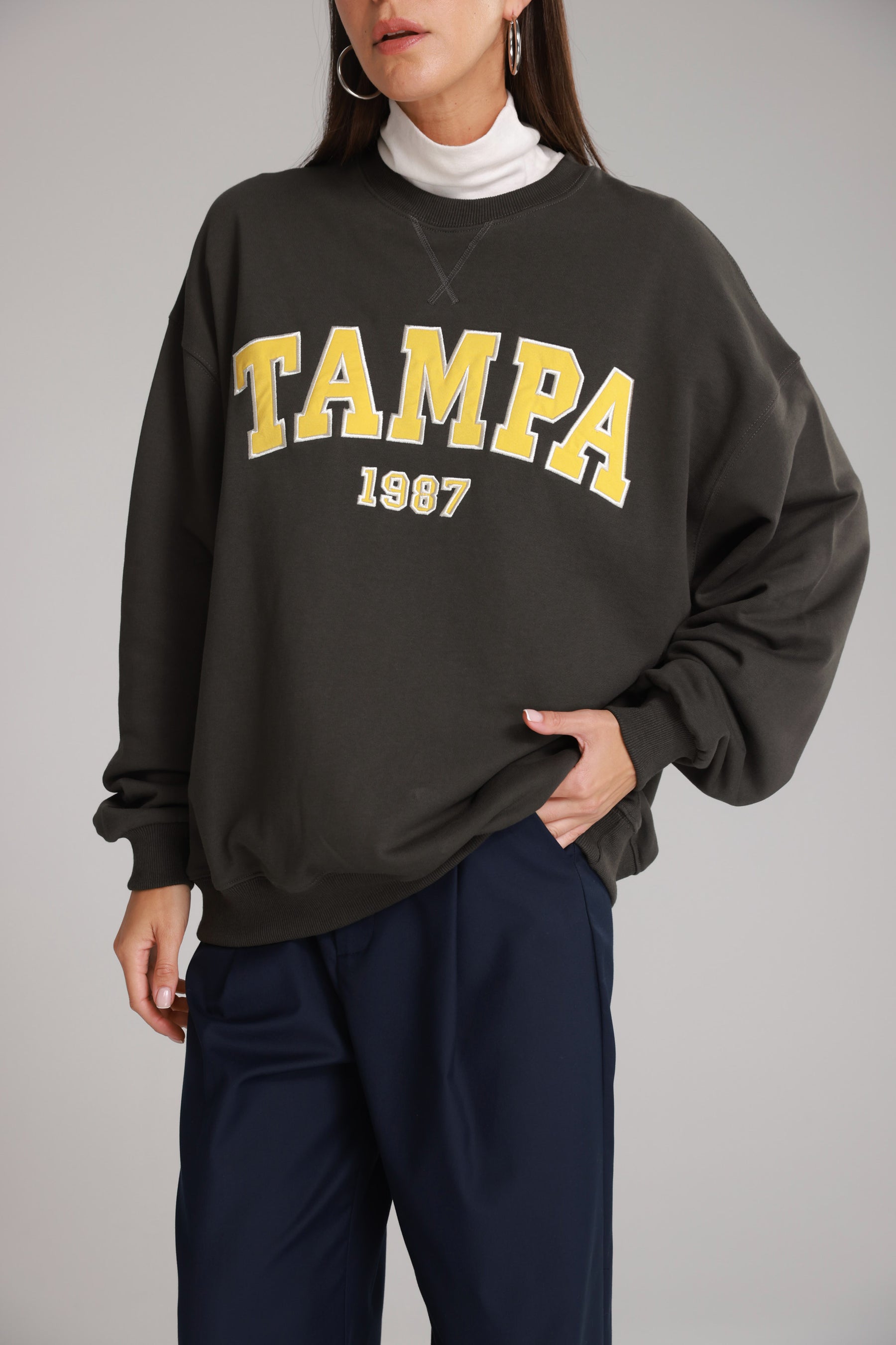 סוויטשירט רוברט אפור כהה