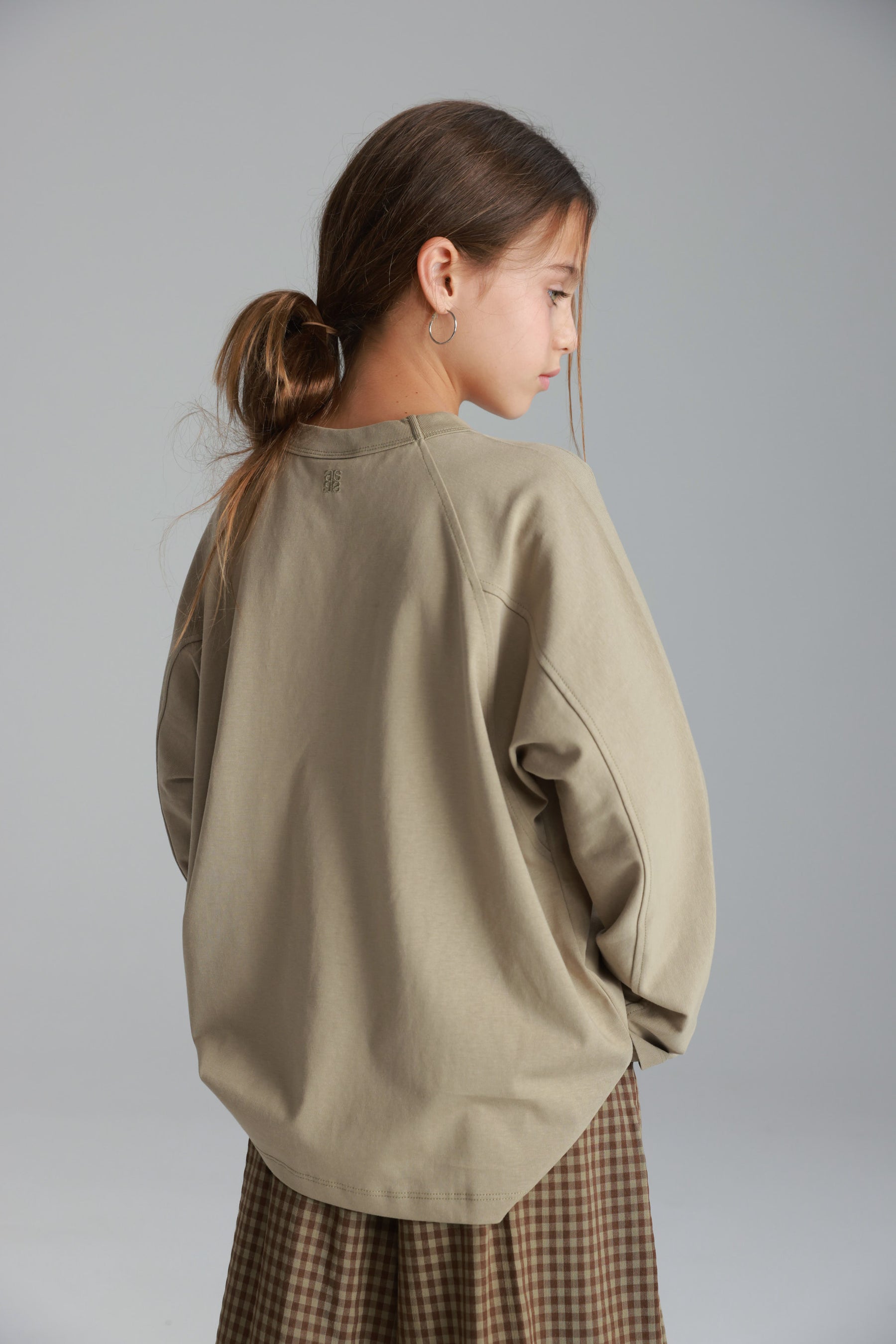 חולצת קרינה חאקי