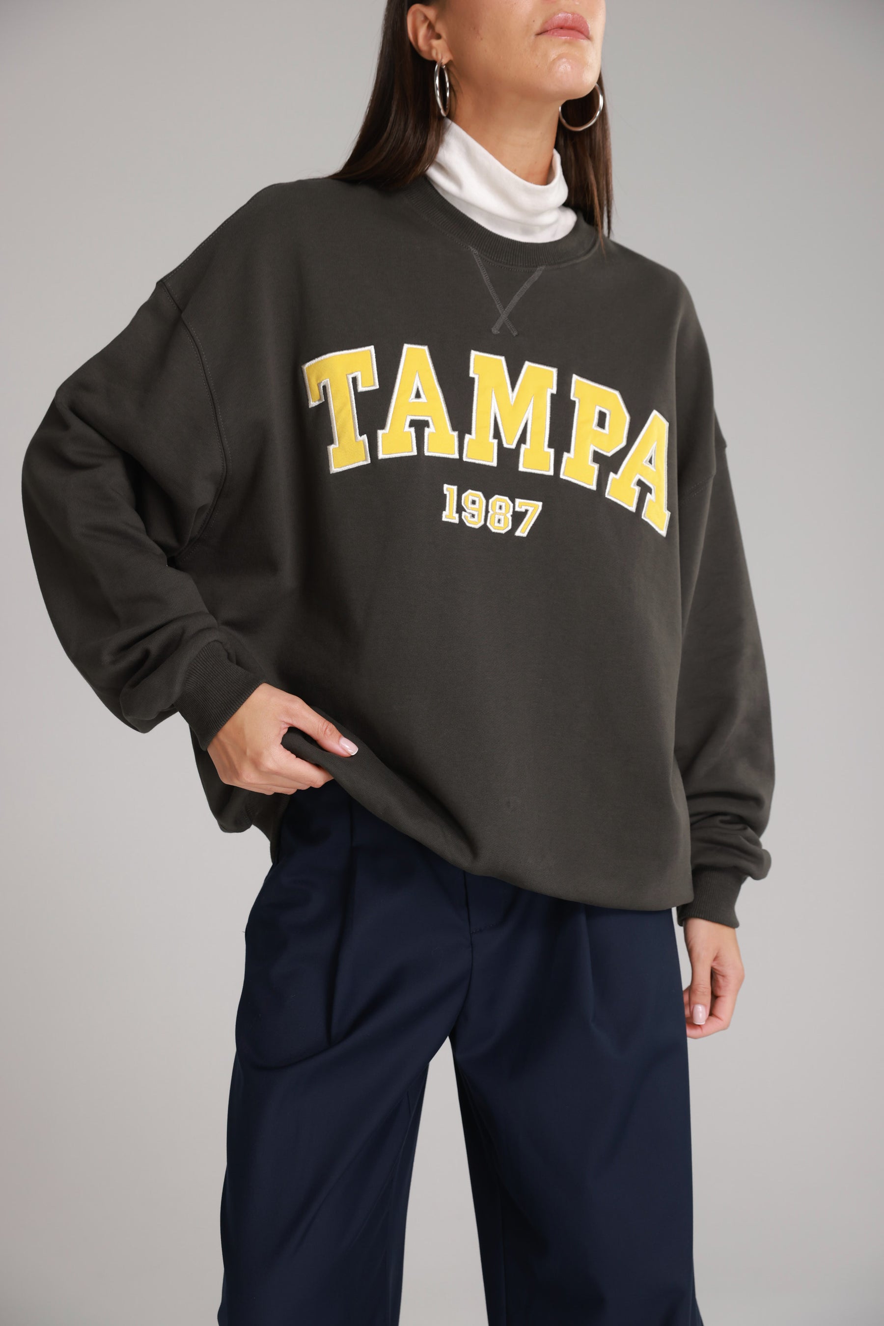 סוויטשירט רוברט אפור כהה