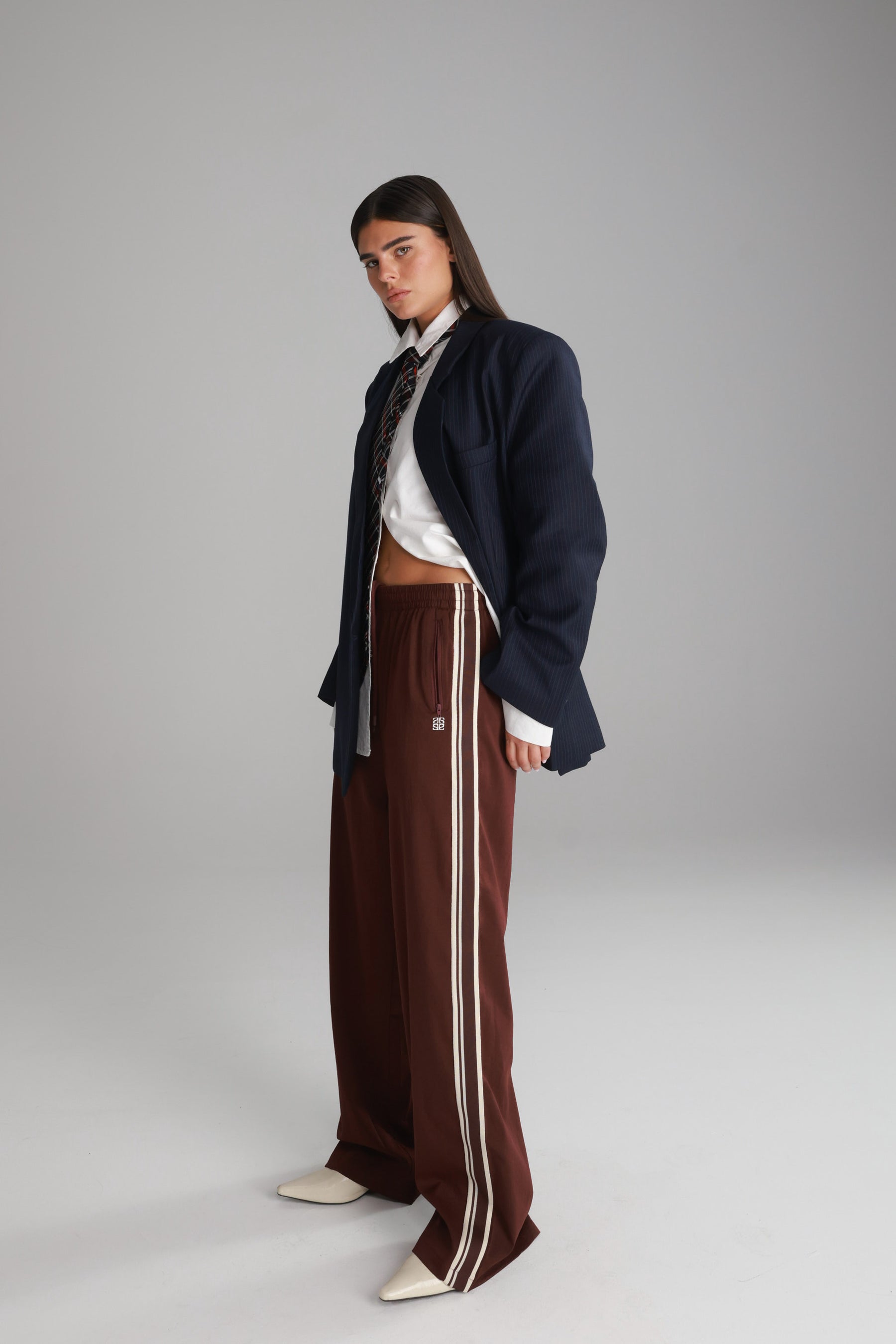 מכנסי גבריאל בורדו