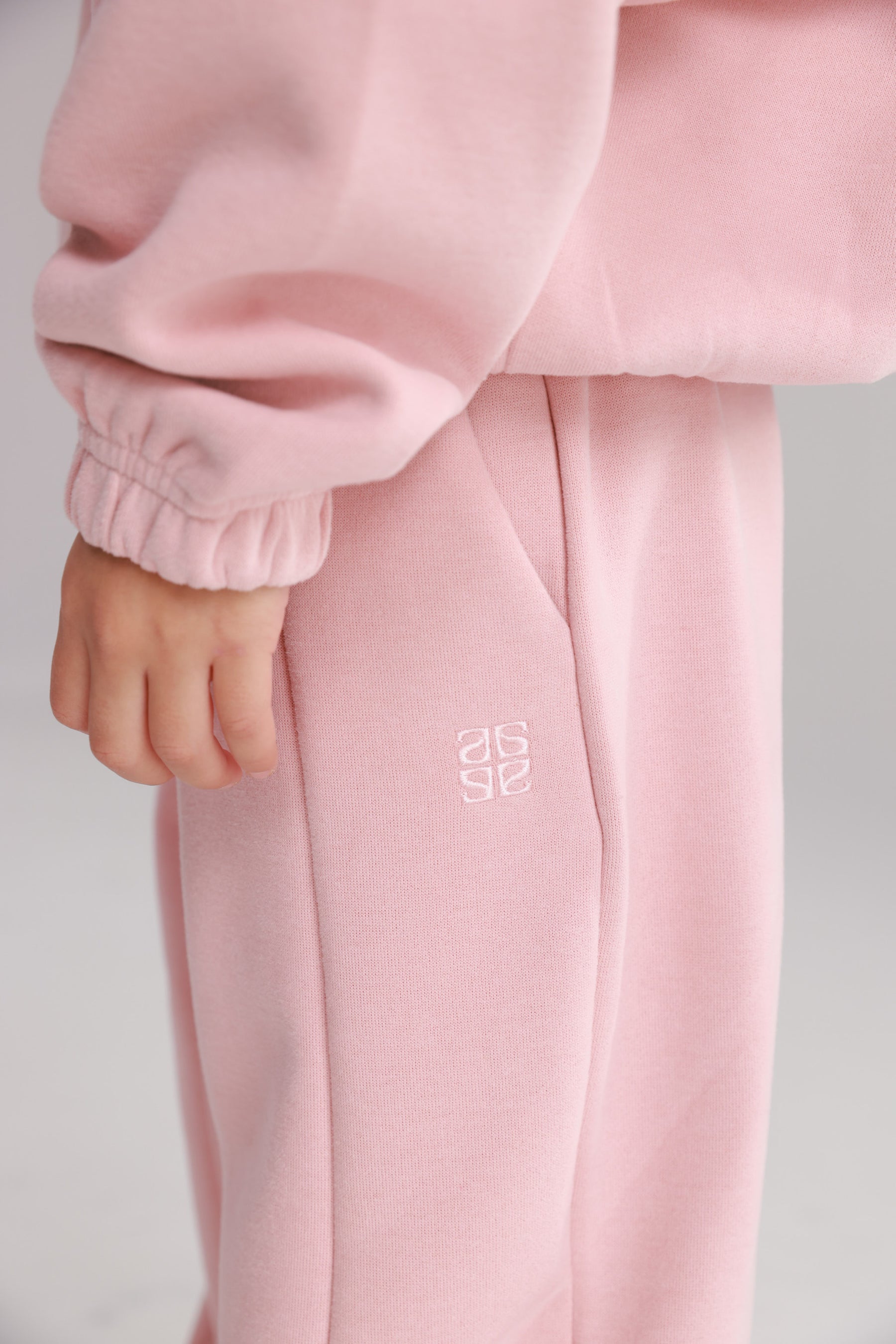 חליפת אינס ורודה