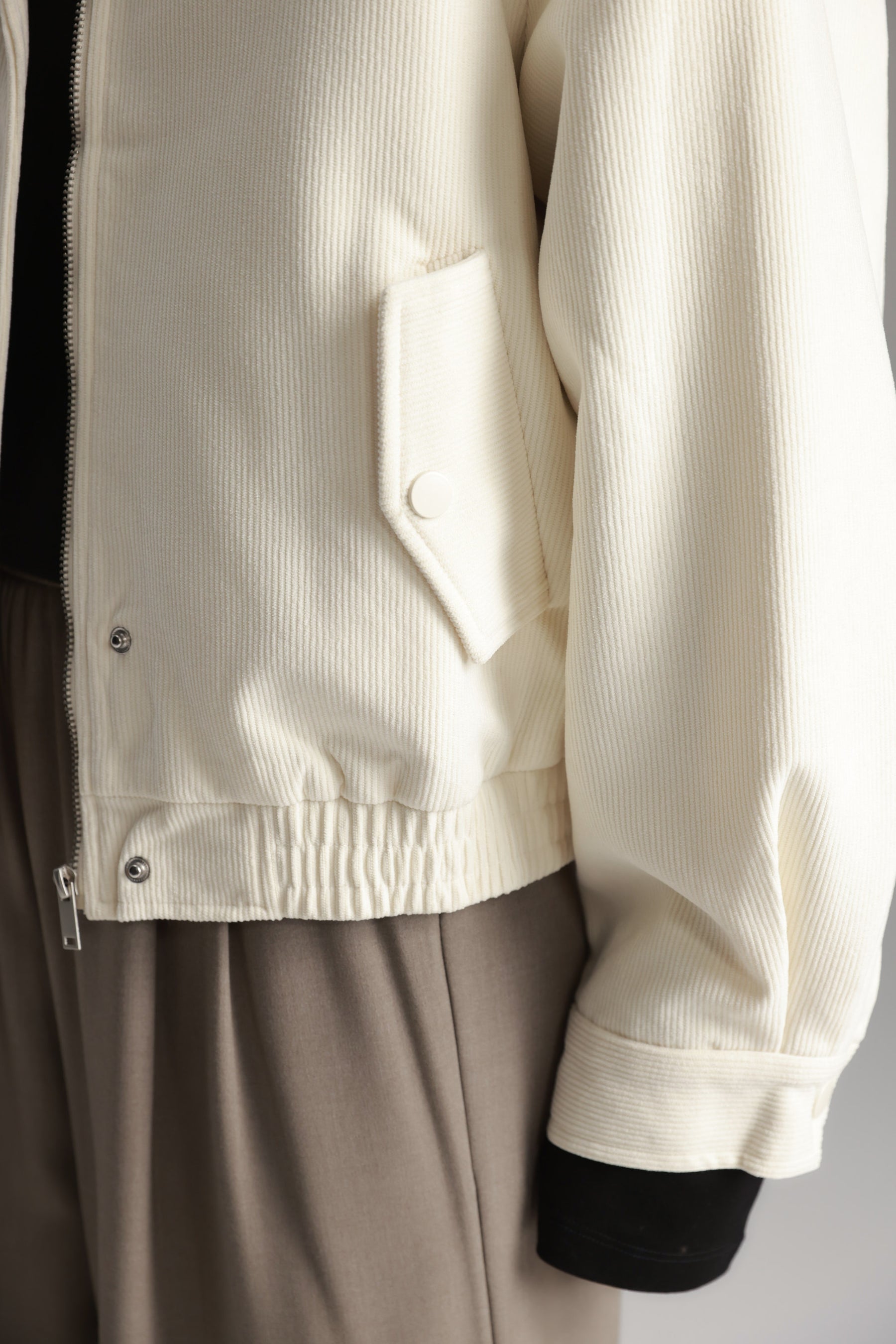 ג'קט צ'ארלס שמנת