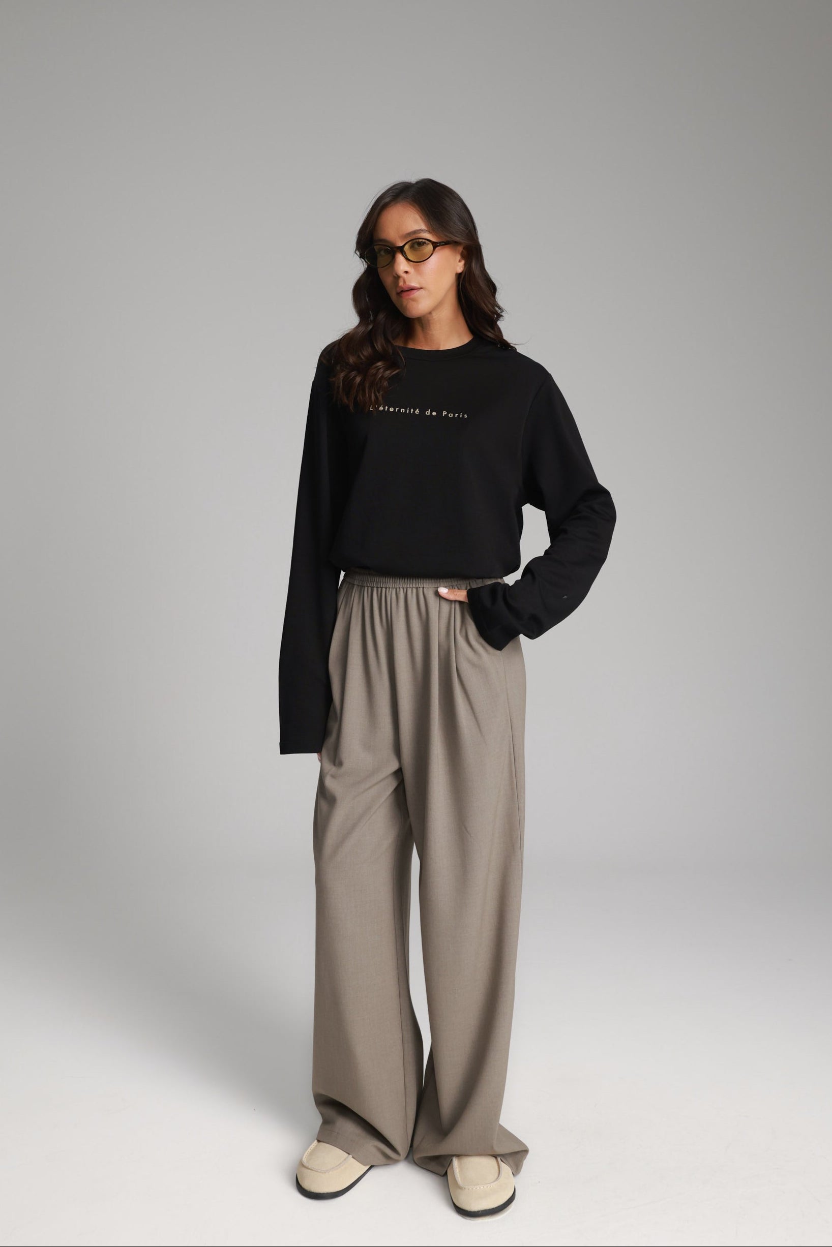 חולצת אמי שחורה