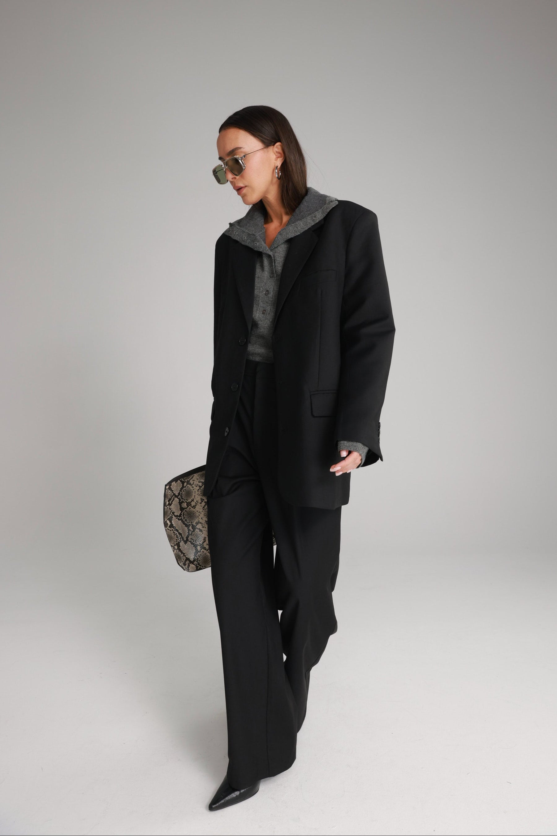 מכנסי דני שחורים