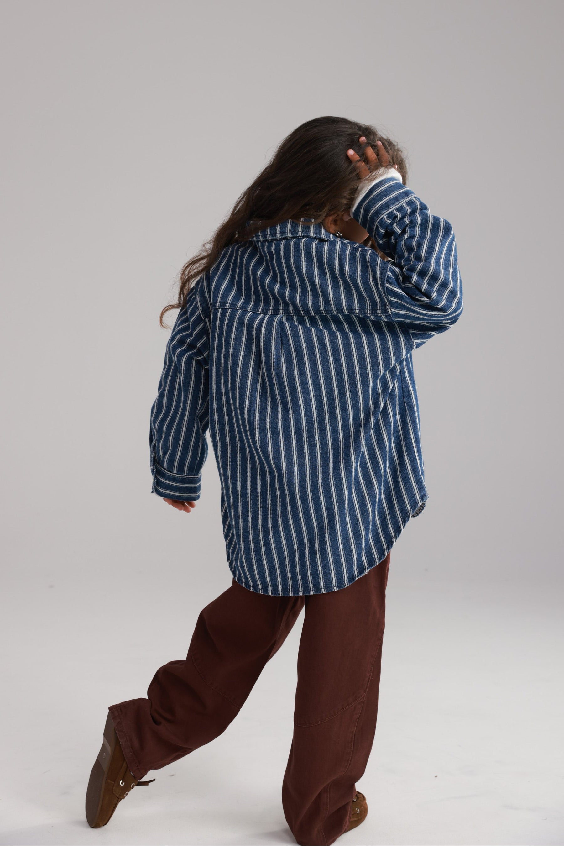 חולצת ג'ינס אירה כחול כהה