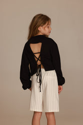 חולצת מייפל שחורה