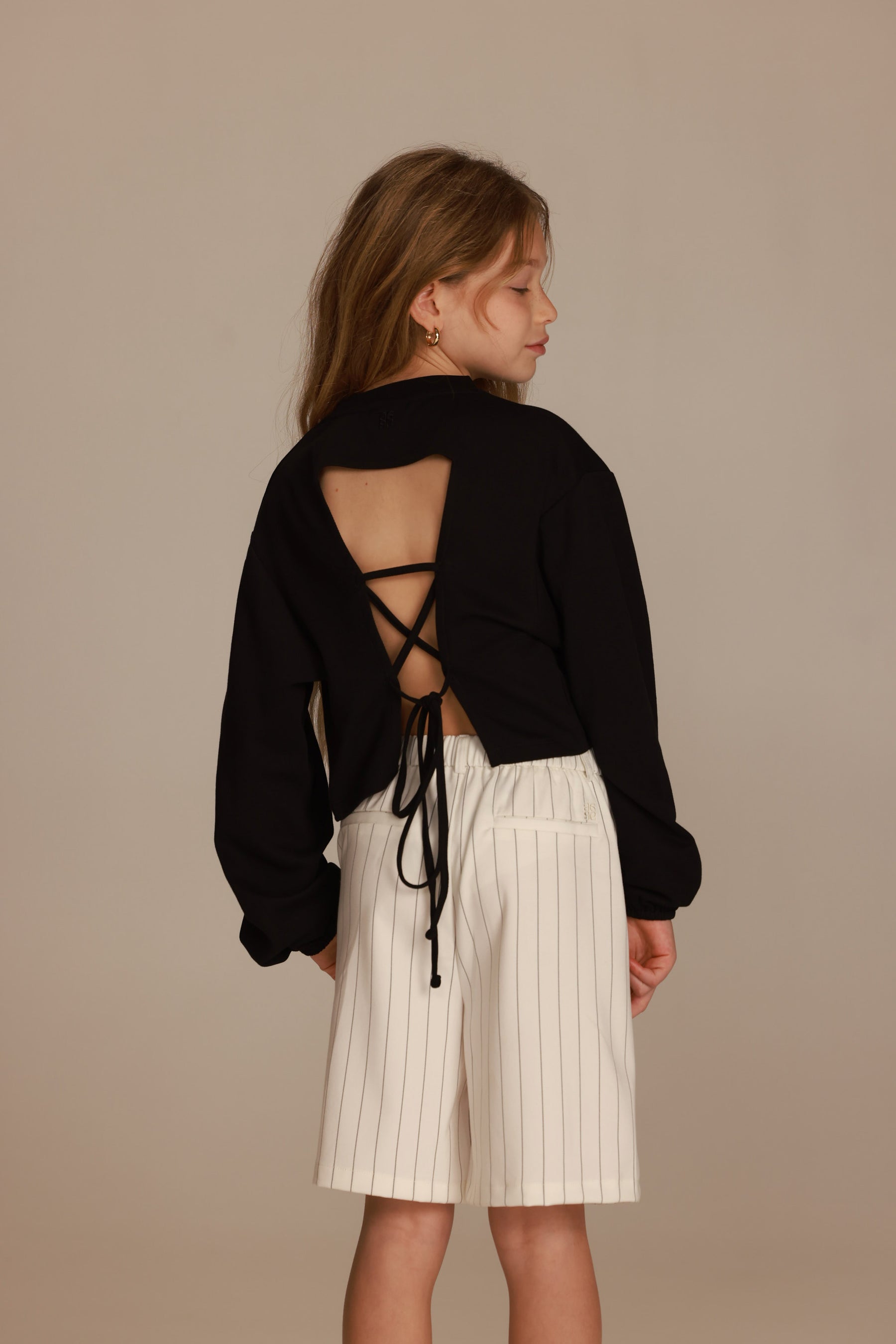 חולצת מייפל שחורה