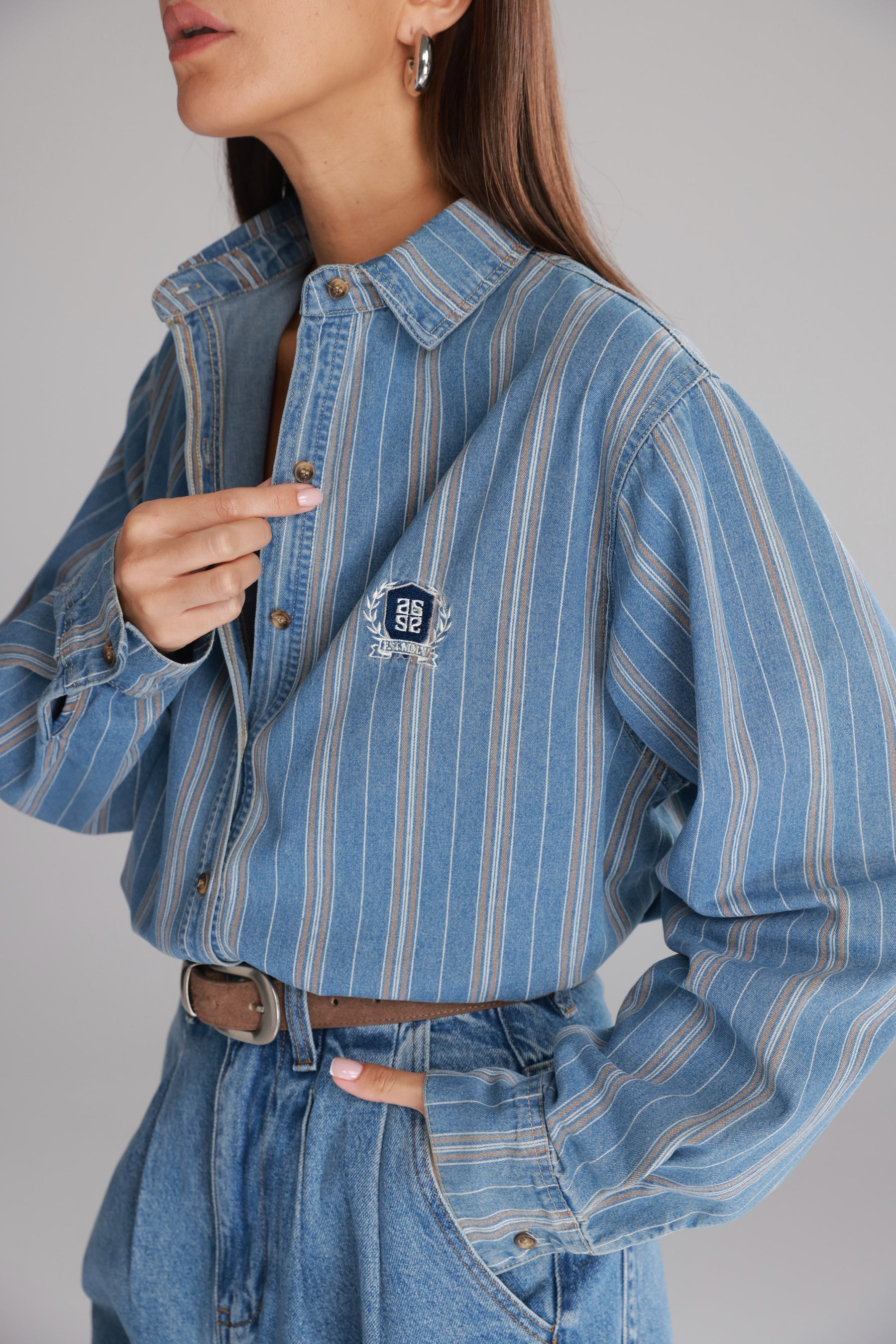 חולצת מתיאס מכופתרת ג'ינס