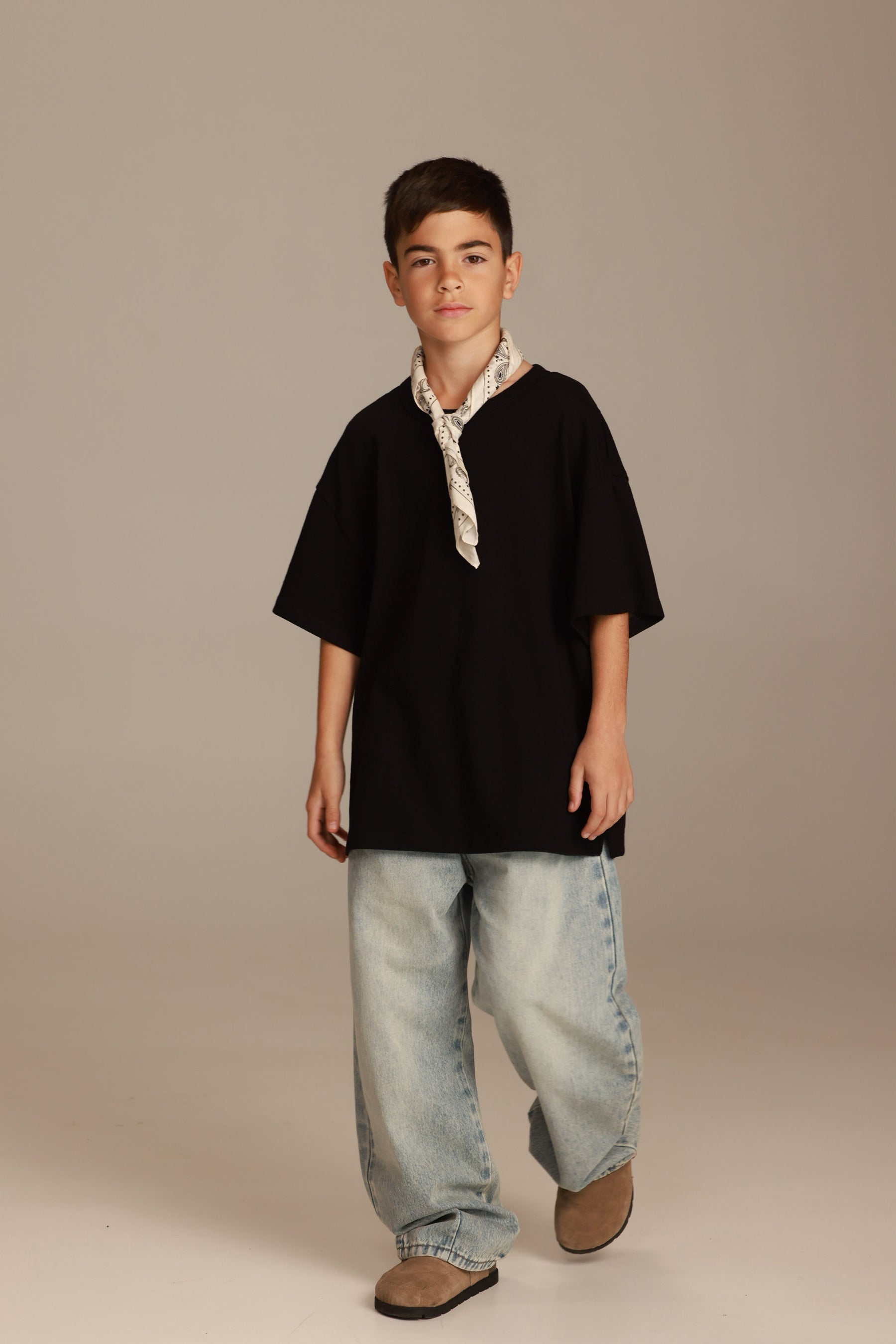 חולצת אלארי שחורה