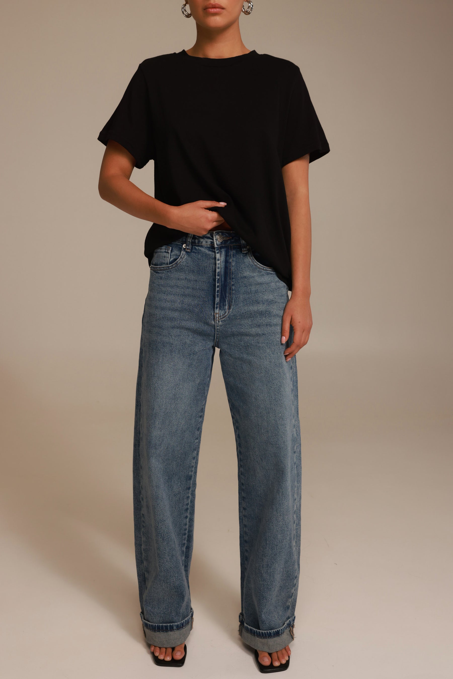 ג'ינס נויה כחול בהיר