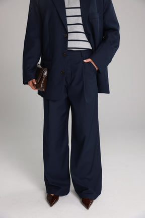 מכנסי דני נייבי