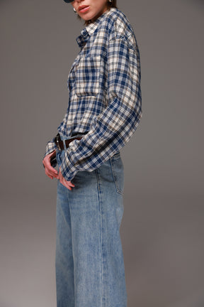 חולצת אביגיל מכופתרת כחולה