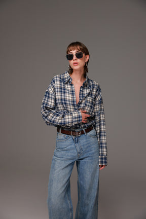 חולצת אביגיל מכופתרת כחולה