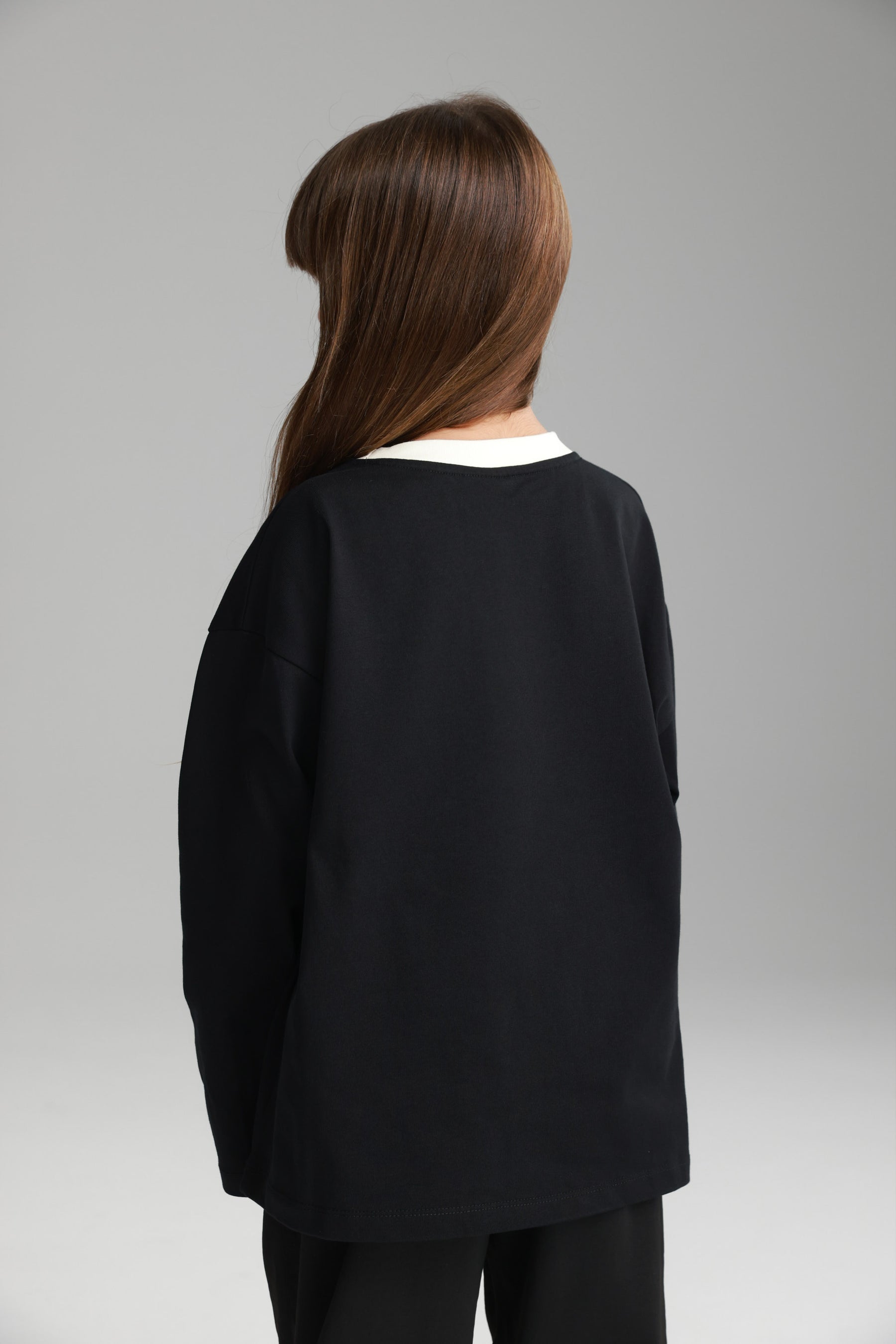 חולצת פייל שחורה