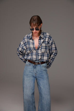 חולצת אביגיל מכופתרת כחולה