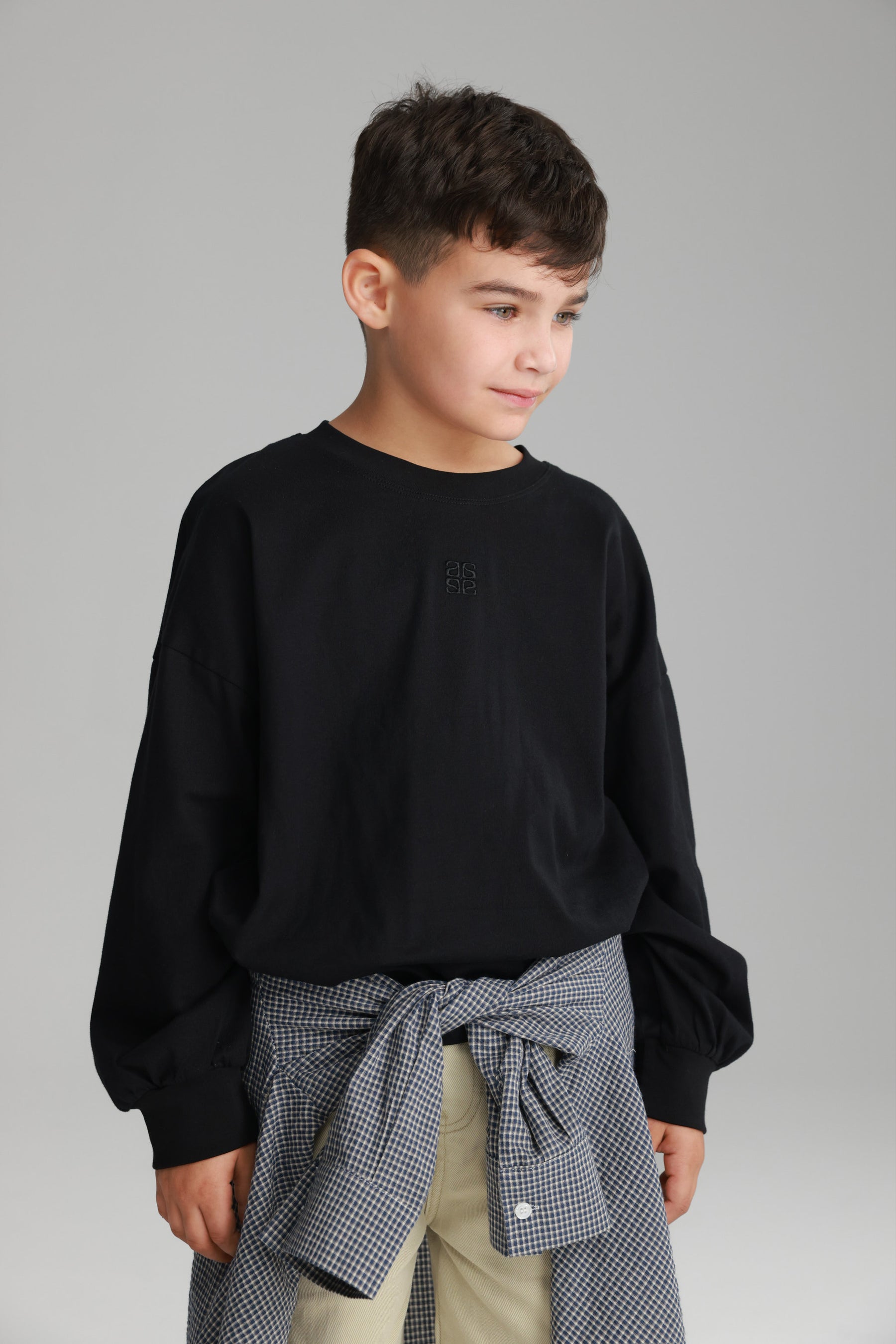 חולצת סנטי שחורה