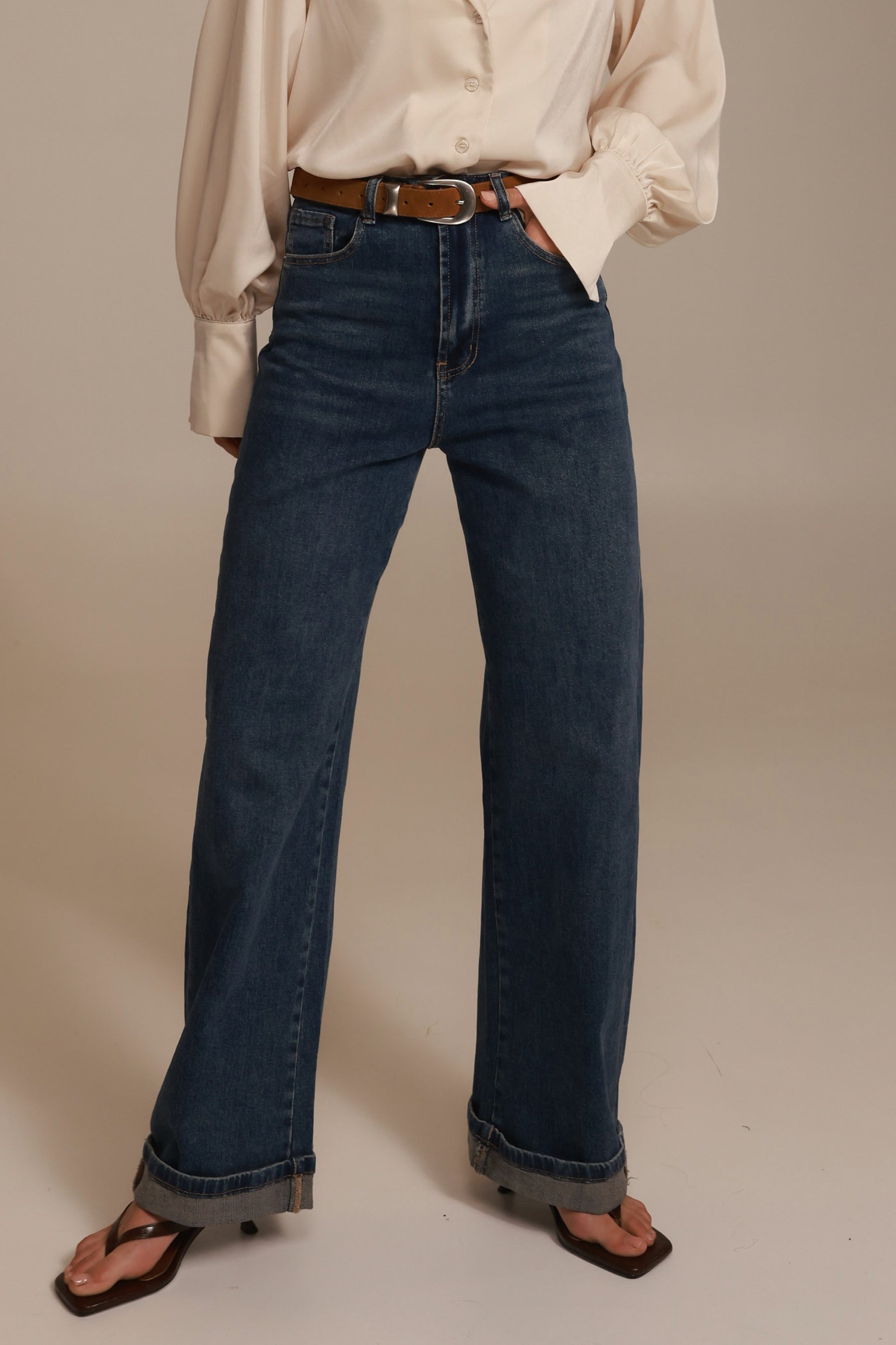 ג'ינס נויה כחול