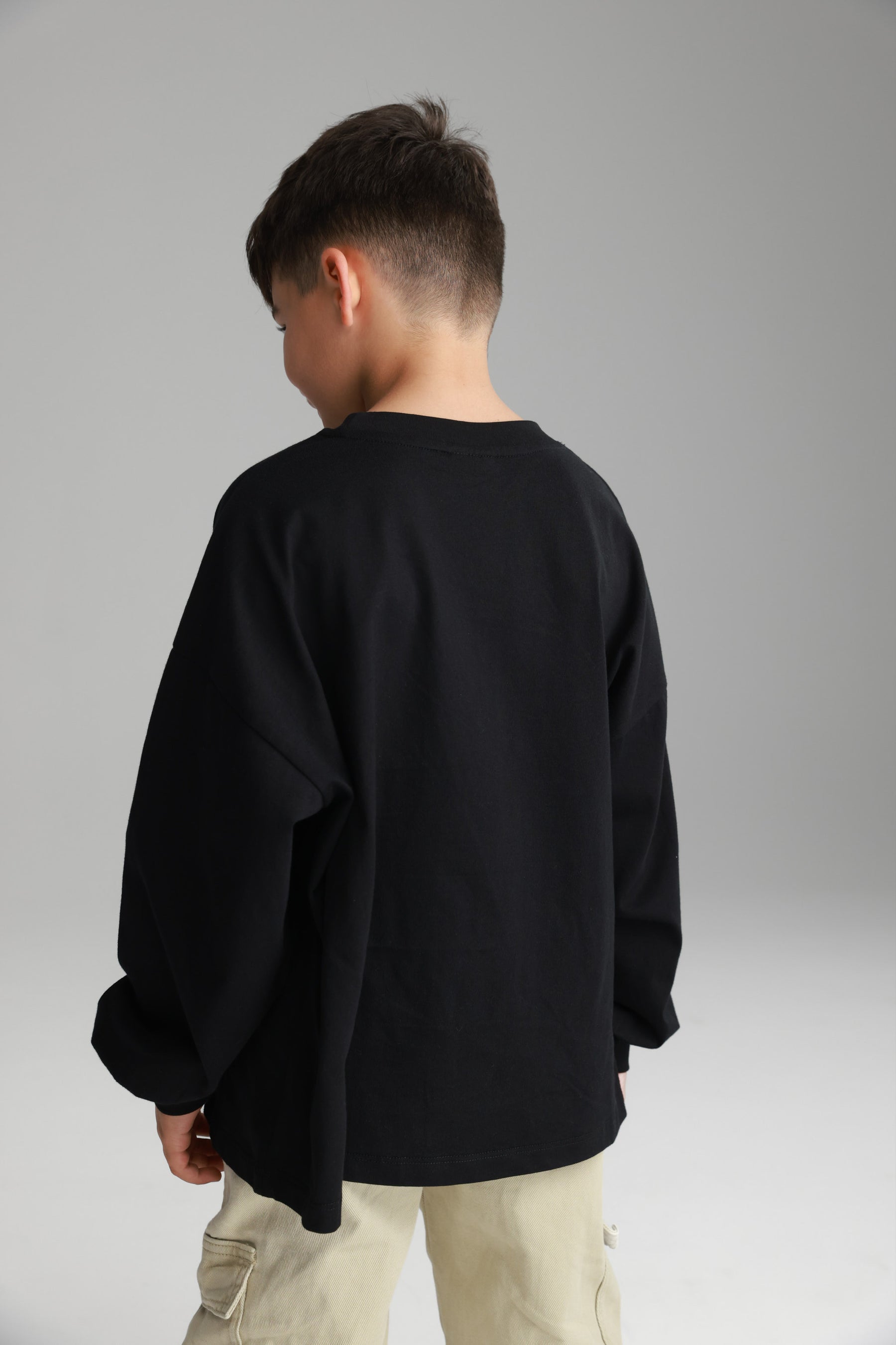 חולצת סנטי שחורה