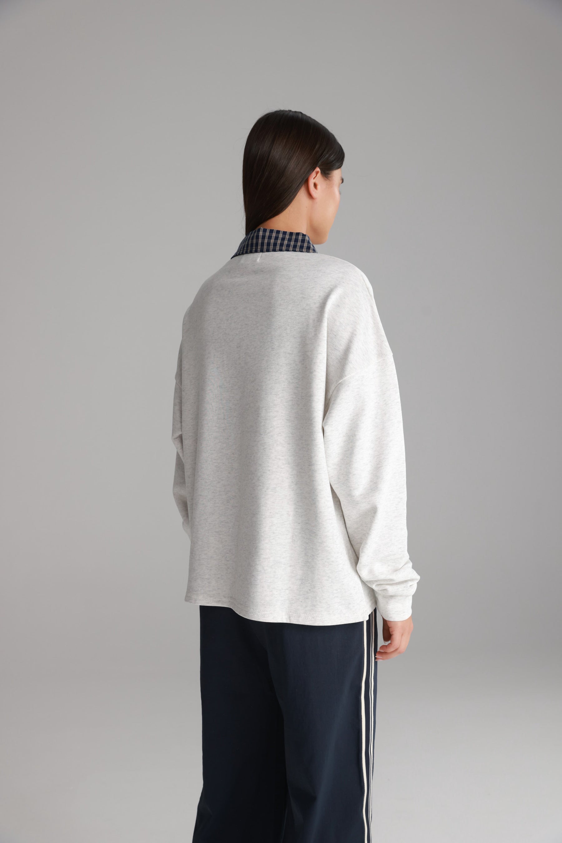 חולצת מרגרט אפור בהיר