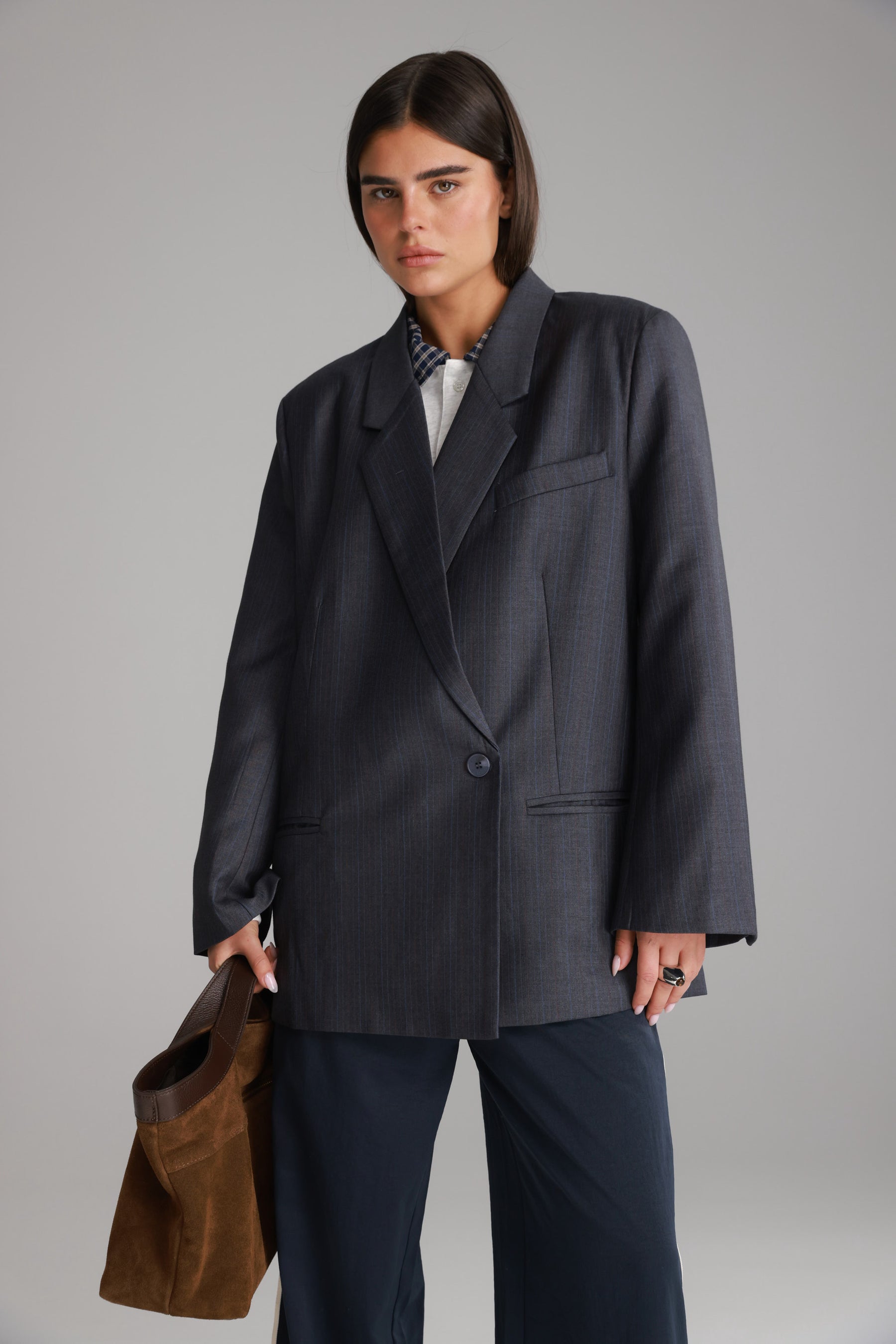 בלייזר פולינה אפור כהה